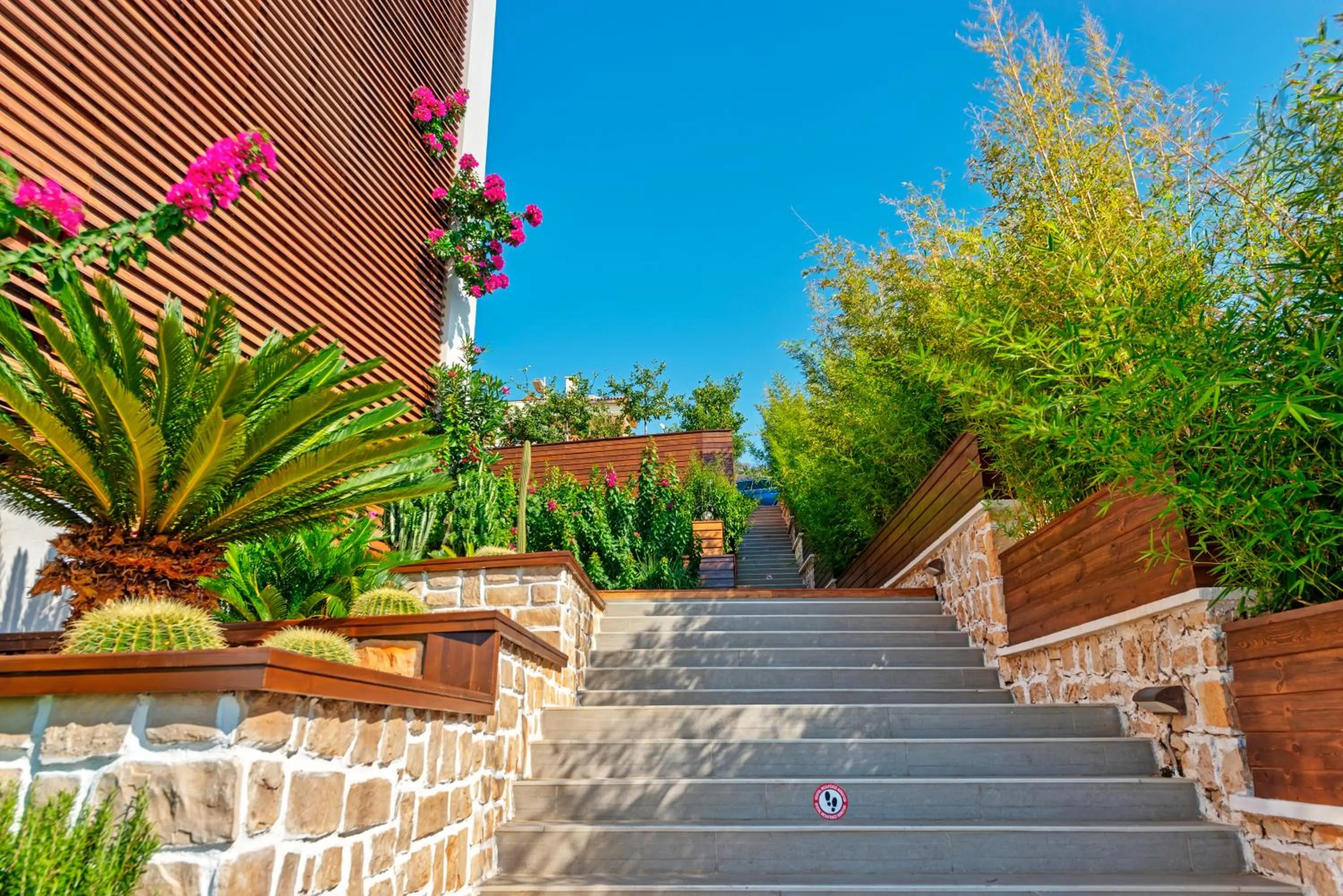 Facade/entrance in Meis Exclusive Hotel