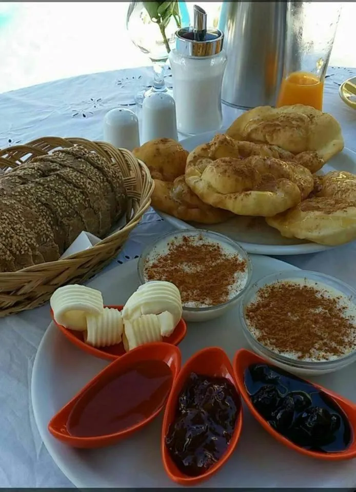 Breakfast in Scorpios Hotel & Suites