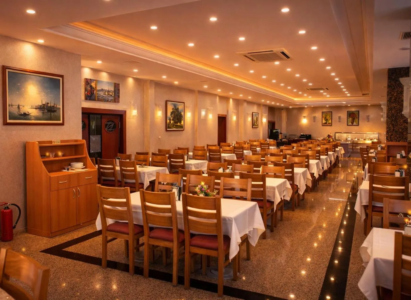Restaurant/places to eat in Kayhanbey Hotel