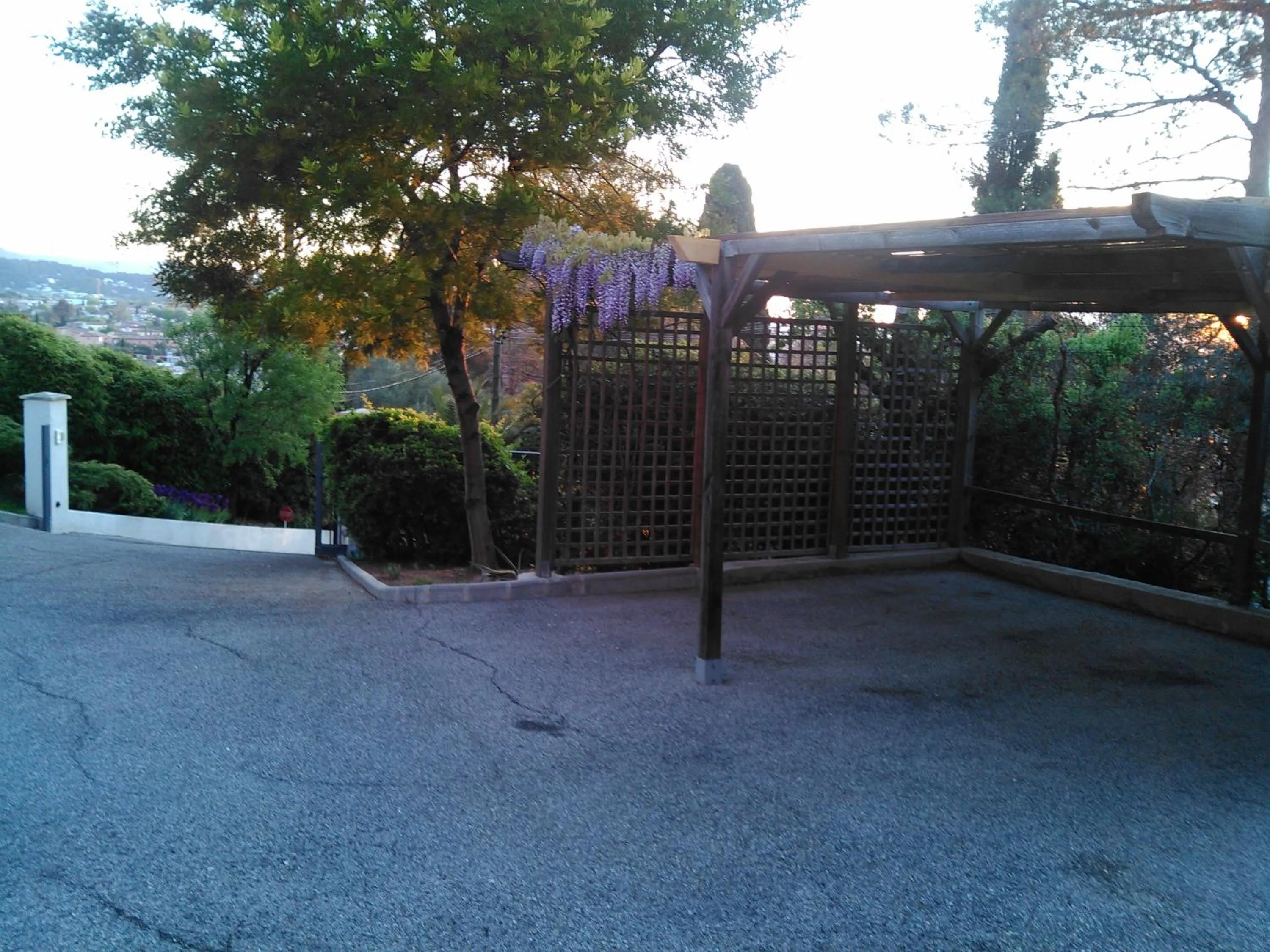 Parking in La Villa d'Olivène