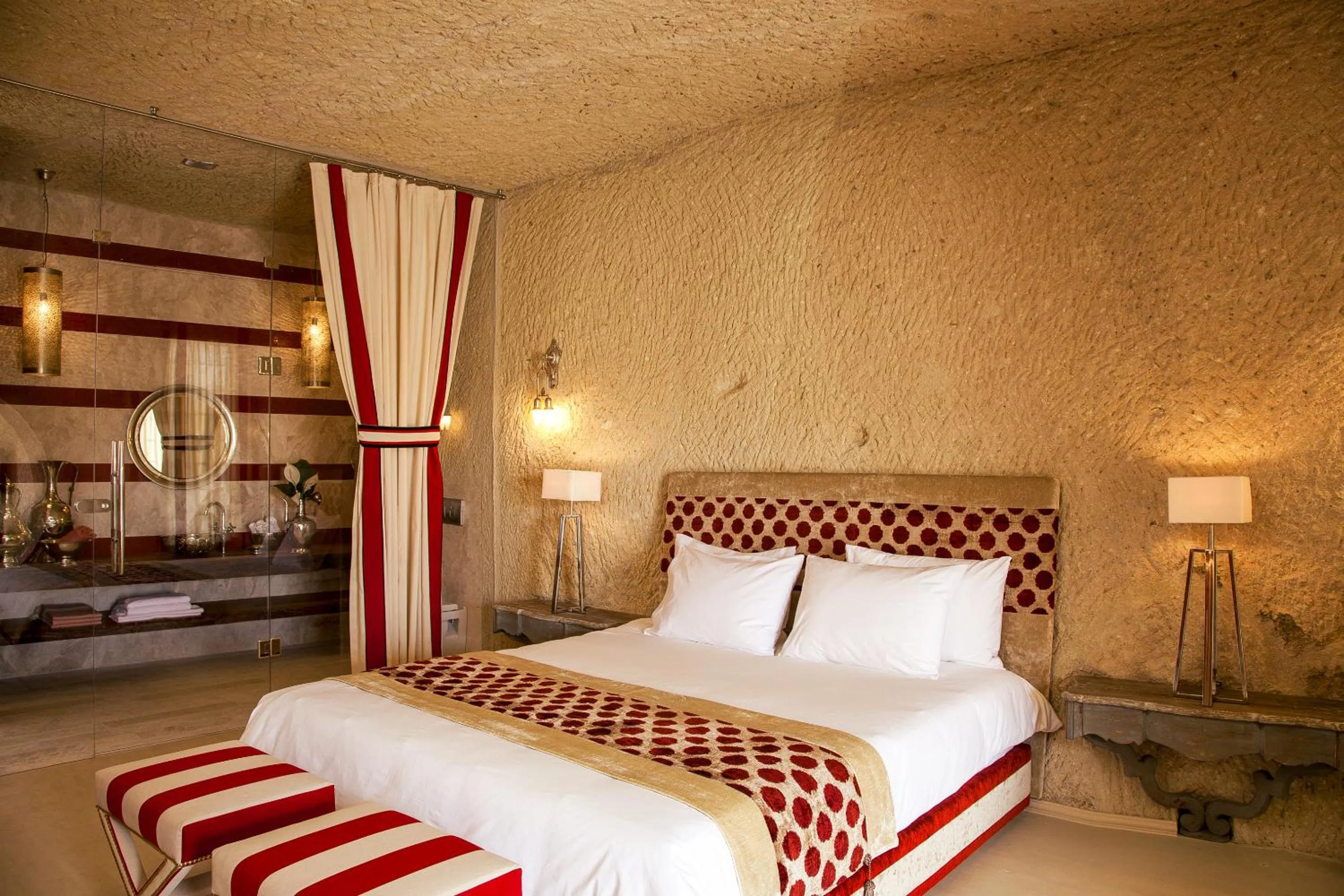 Bed in Hezen Cave Hotel