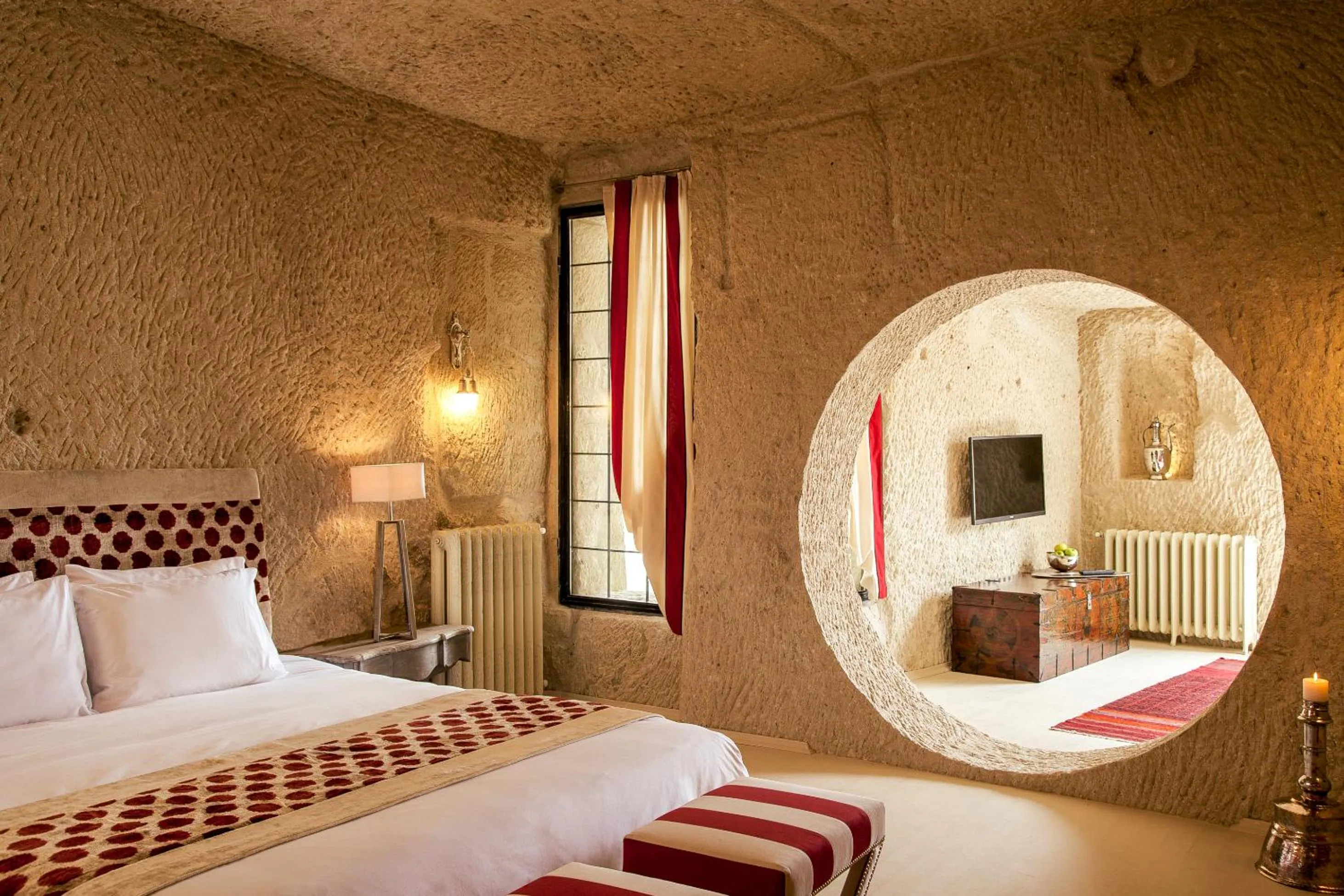 Bed in Hezen Cave Hotel