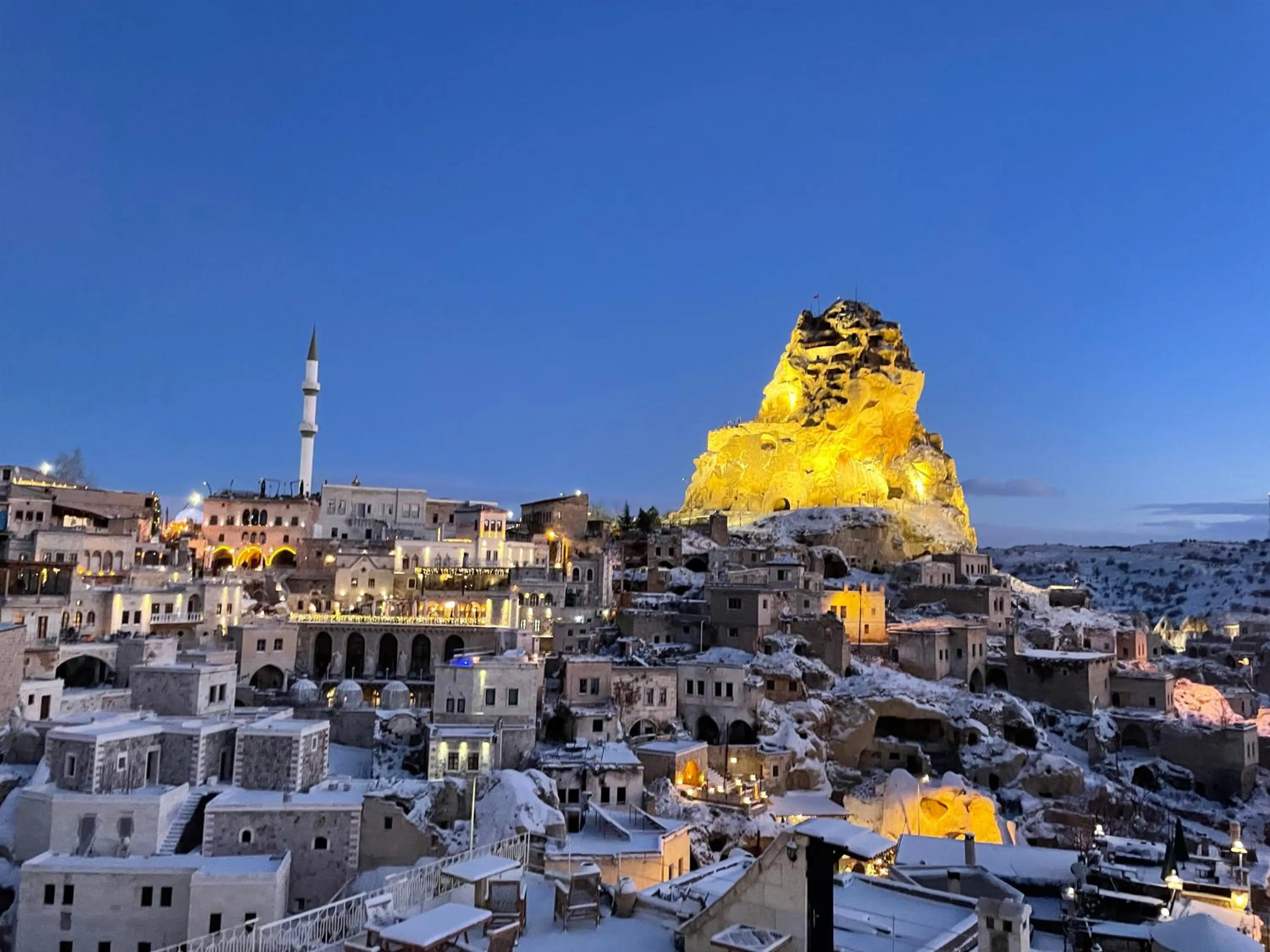 Winter in Hezen Cave Hotel