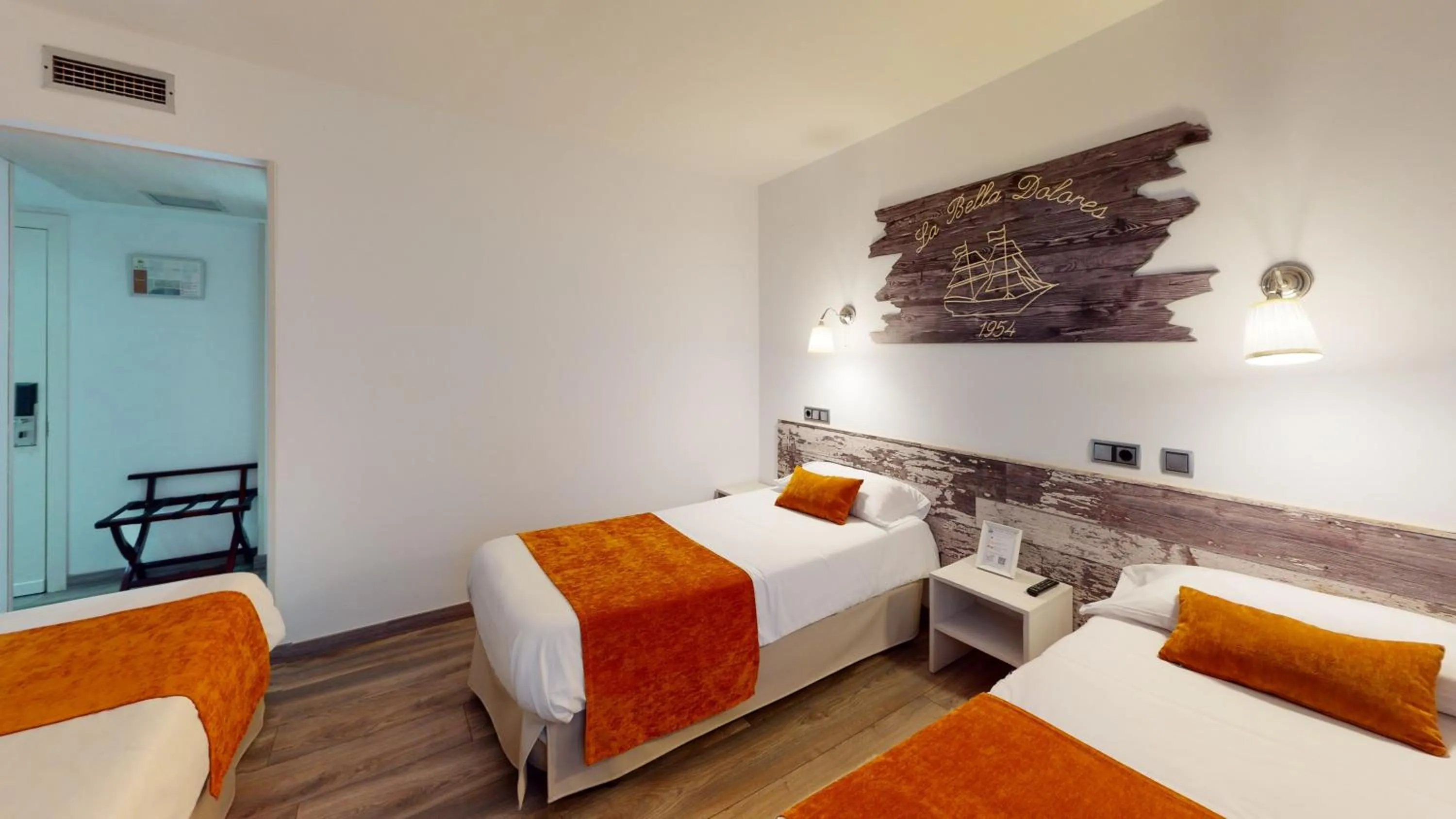 Bed in Hotel Bella Dolores