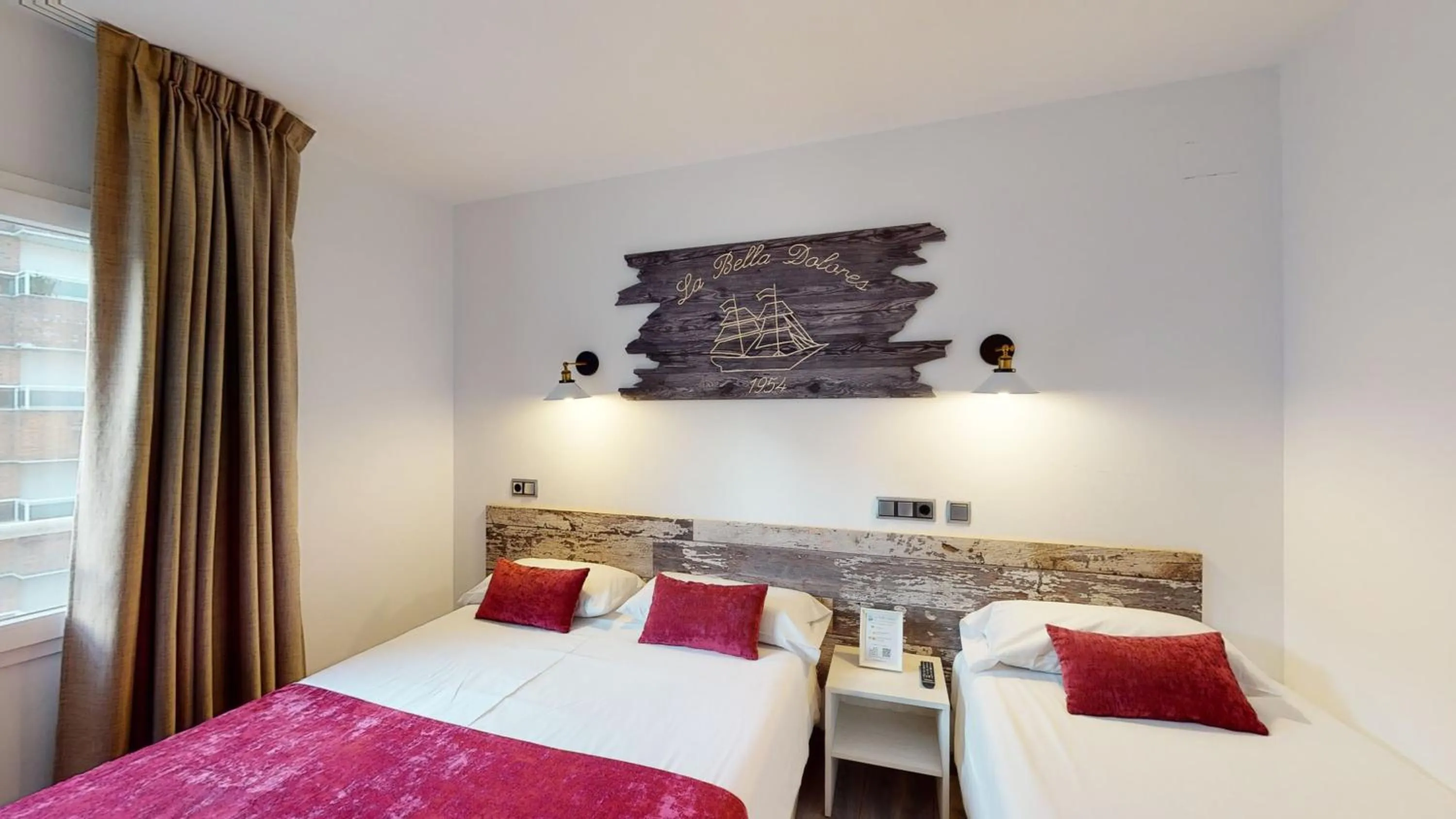 Bed in Hotel Bella Dolores