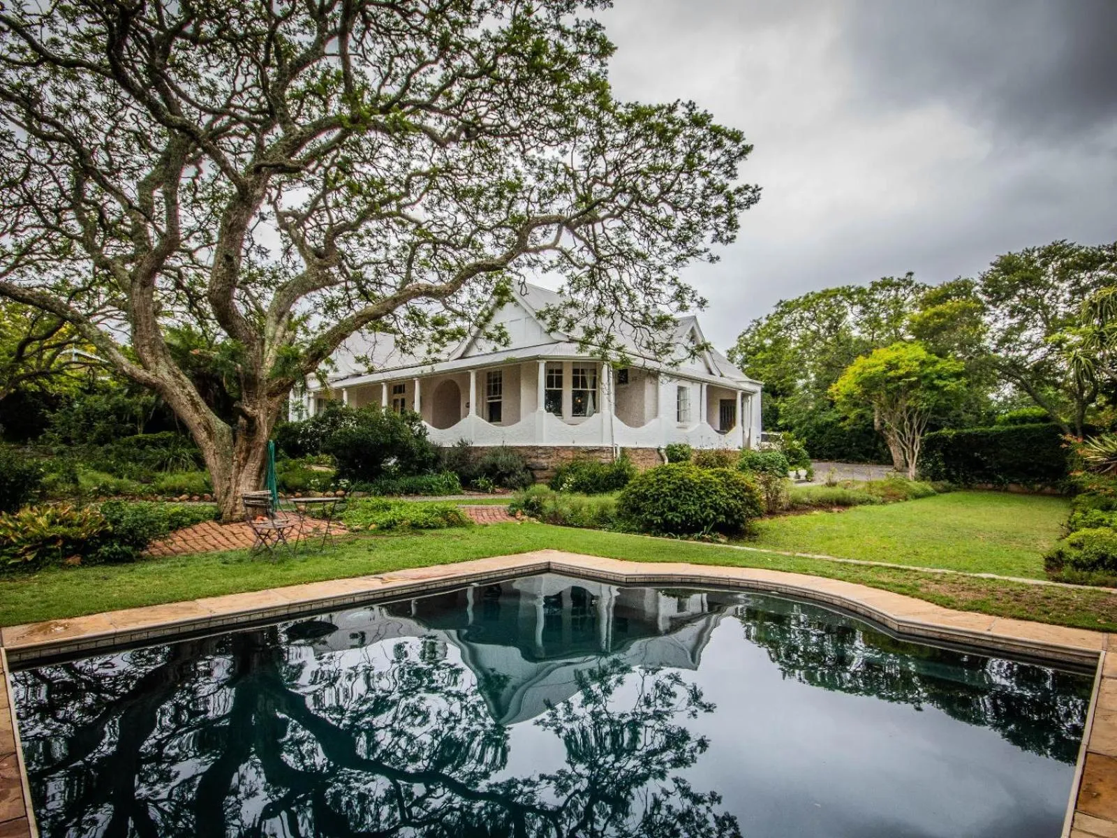 Property building in Mimosa