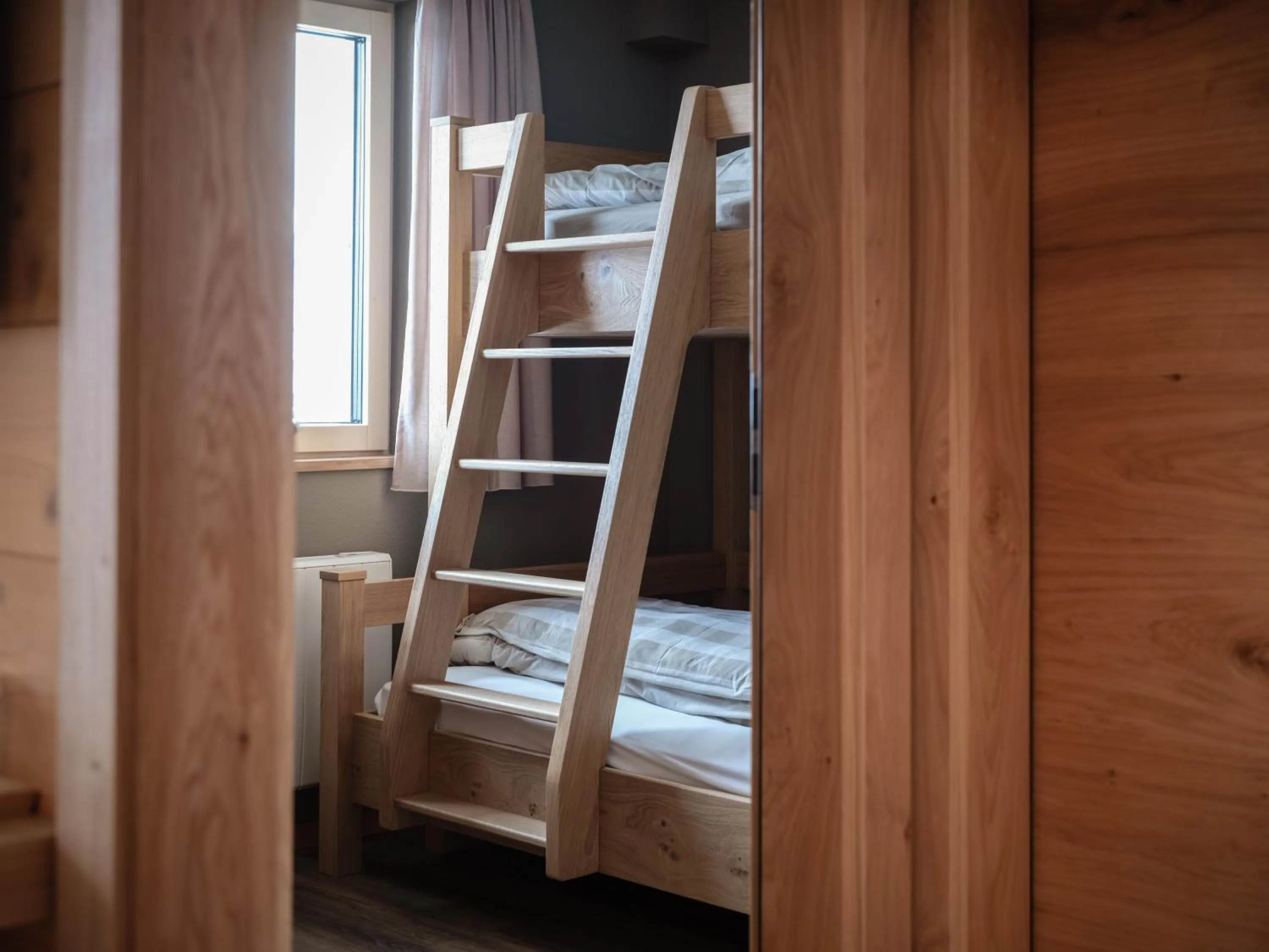 bunk bed, Bed in Panorama Hotel & Restaurant