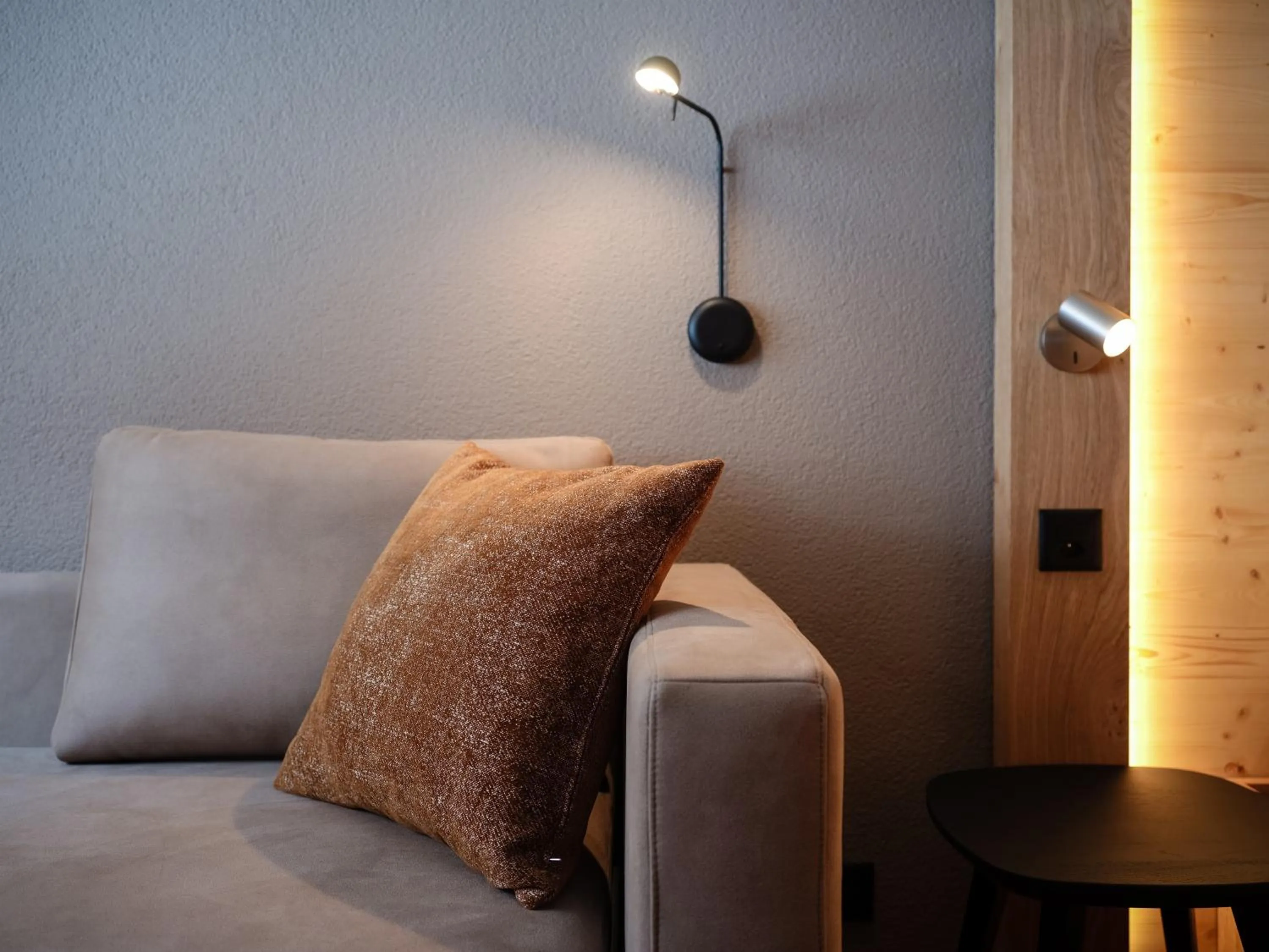 Seating area, Bed in Panorama Hotel & Restaurant