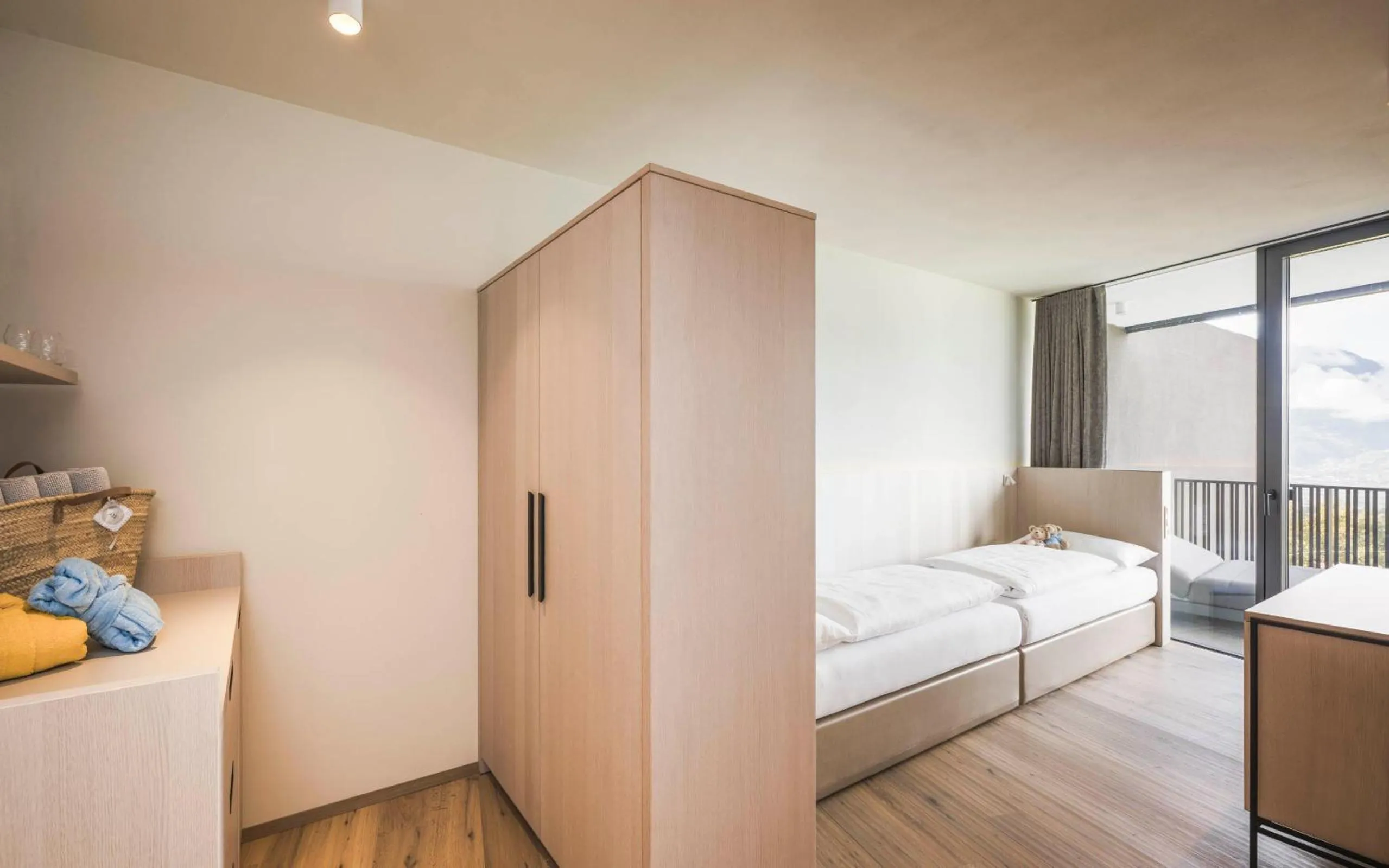 Bedroom, Bed in Schenna Resort