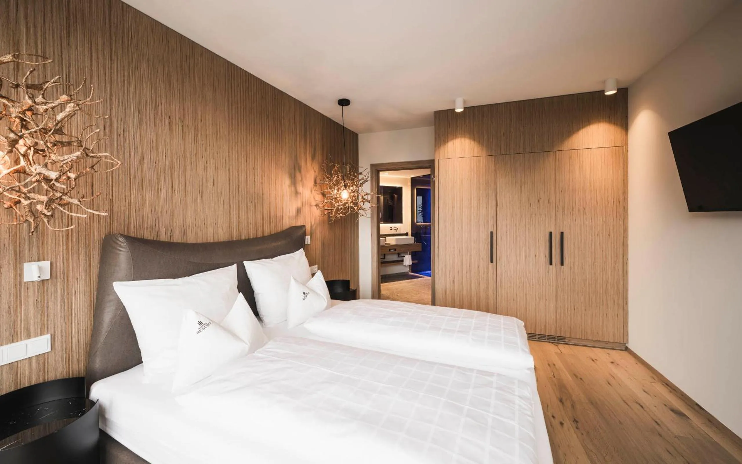 Bed in Schenna Resort