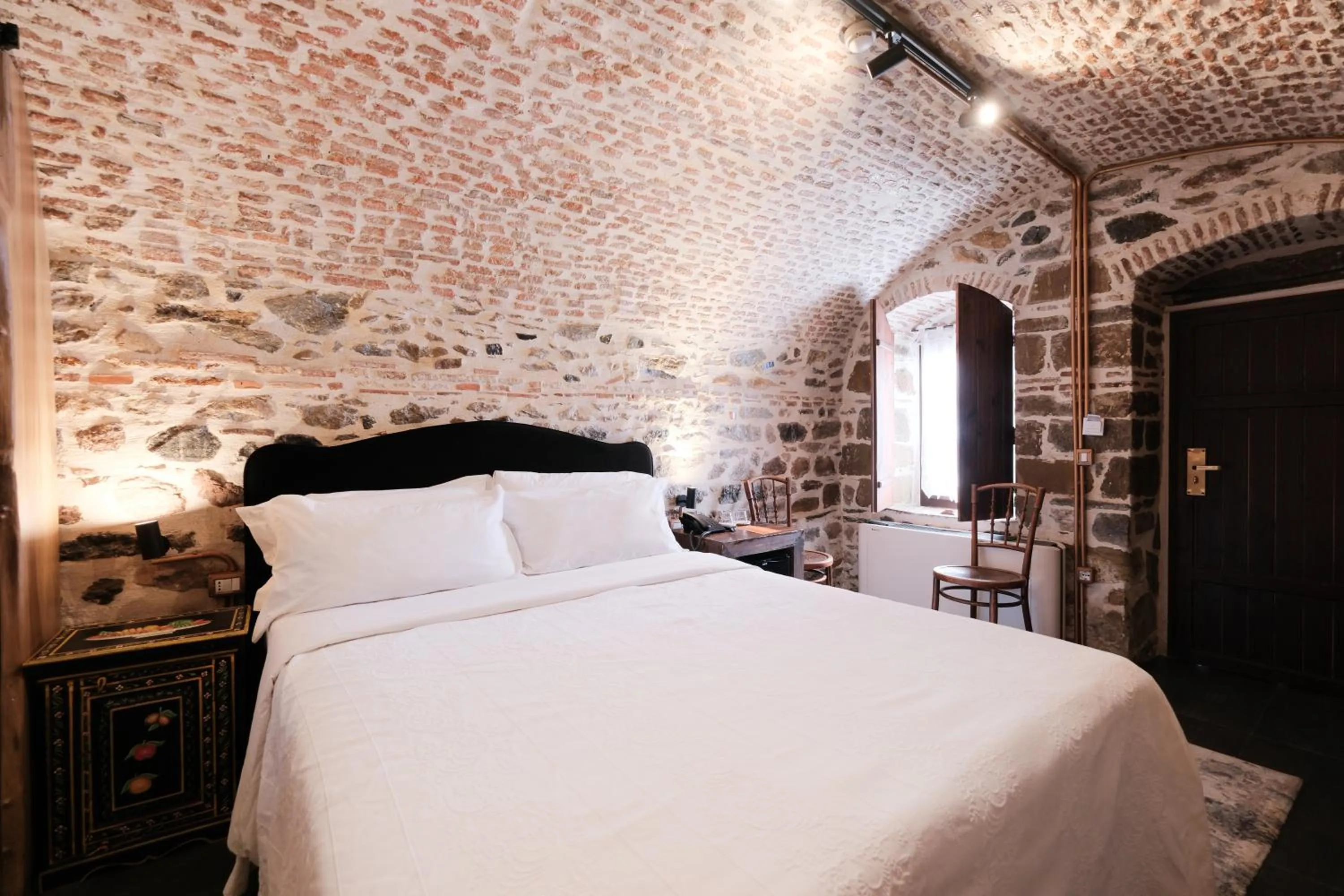 Bed in HANI I PAZARIT Boutique Hotel