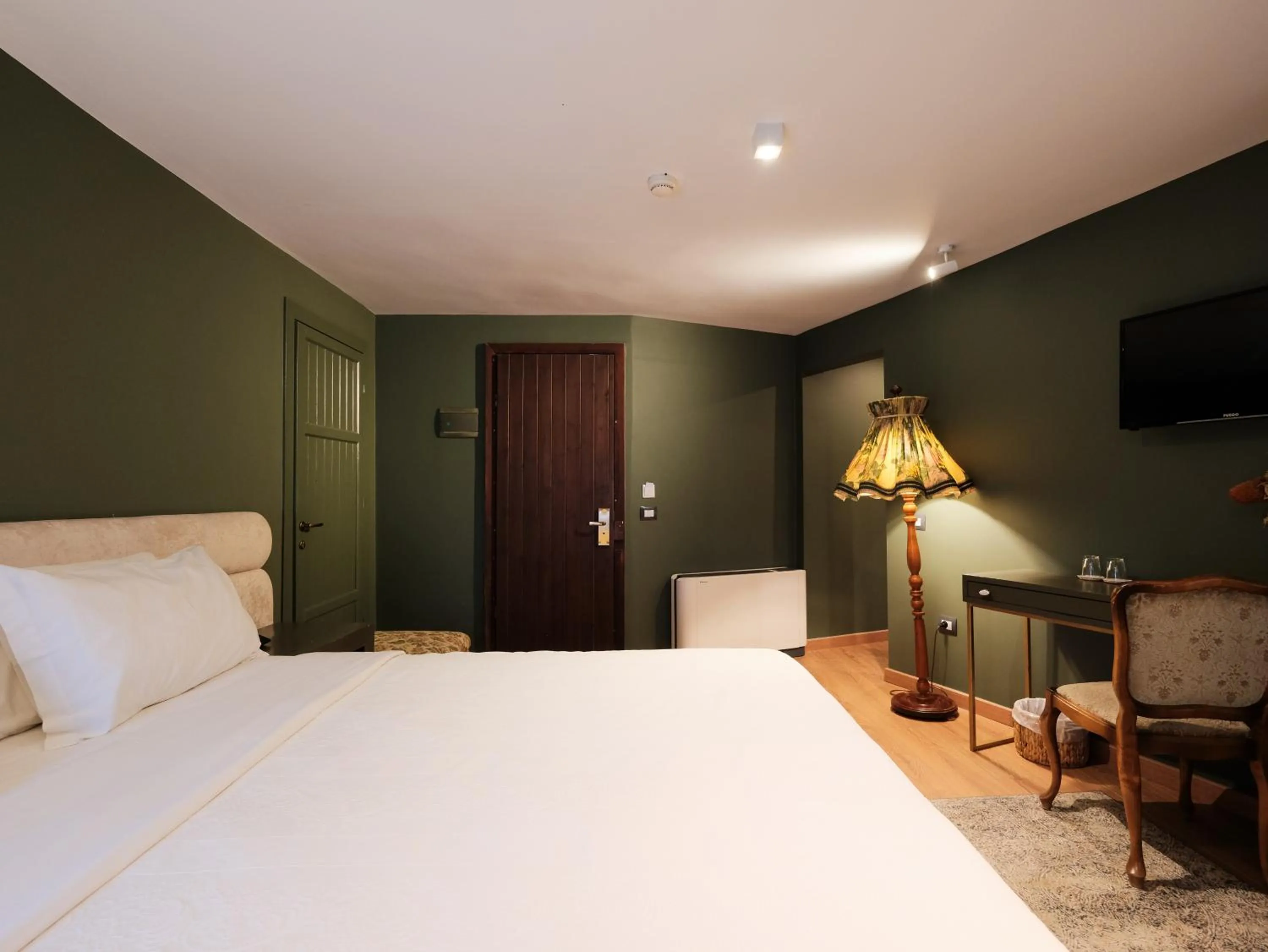 Bed in HANI I PAZARIT Boutique Hotel