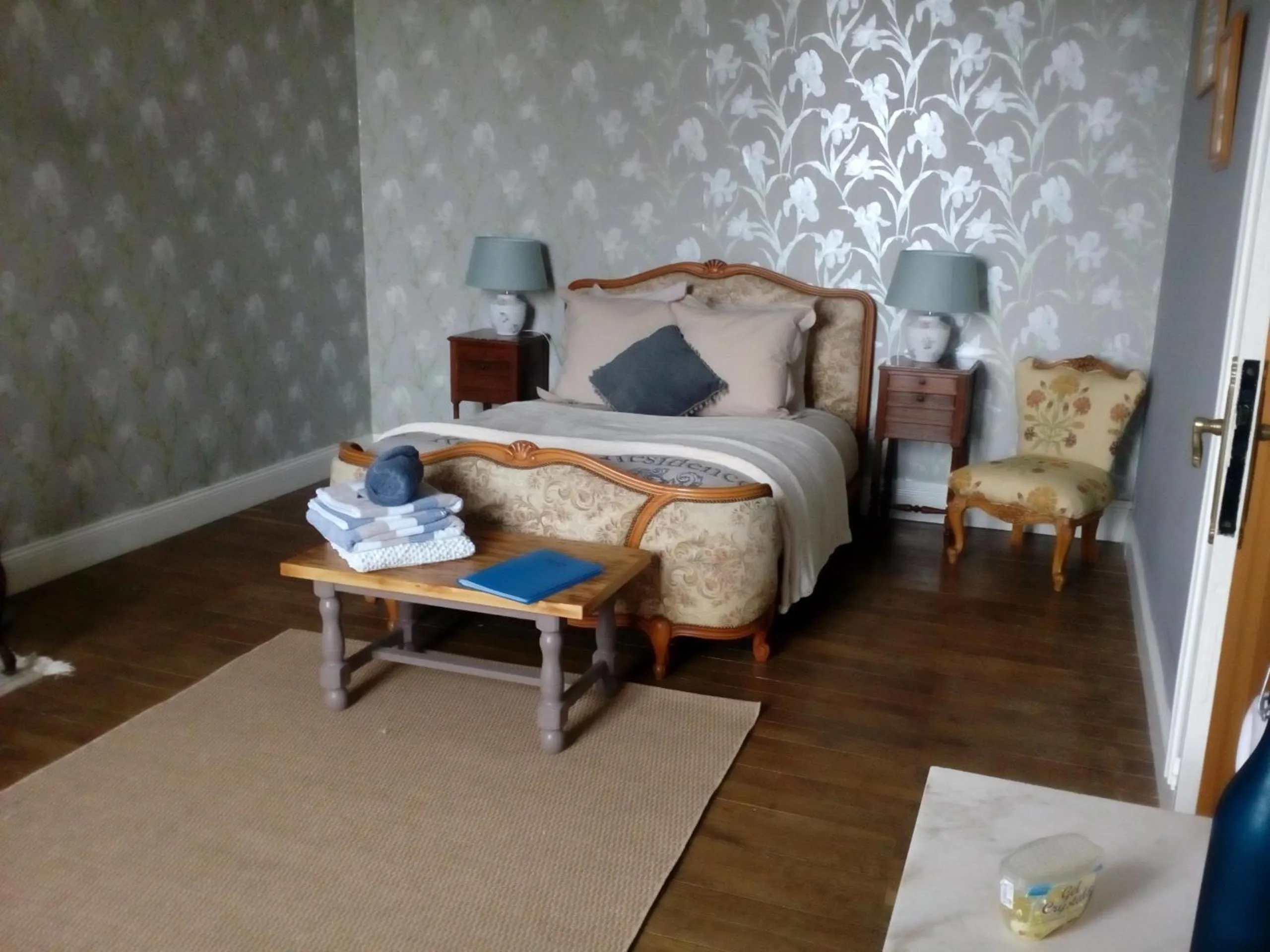 Bedroom in L'ancienne École