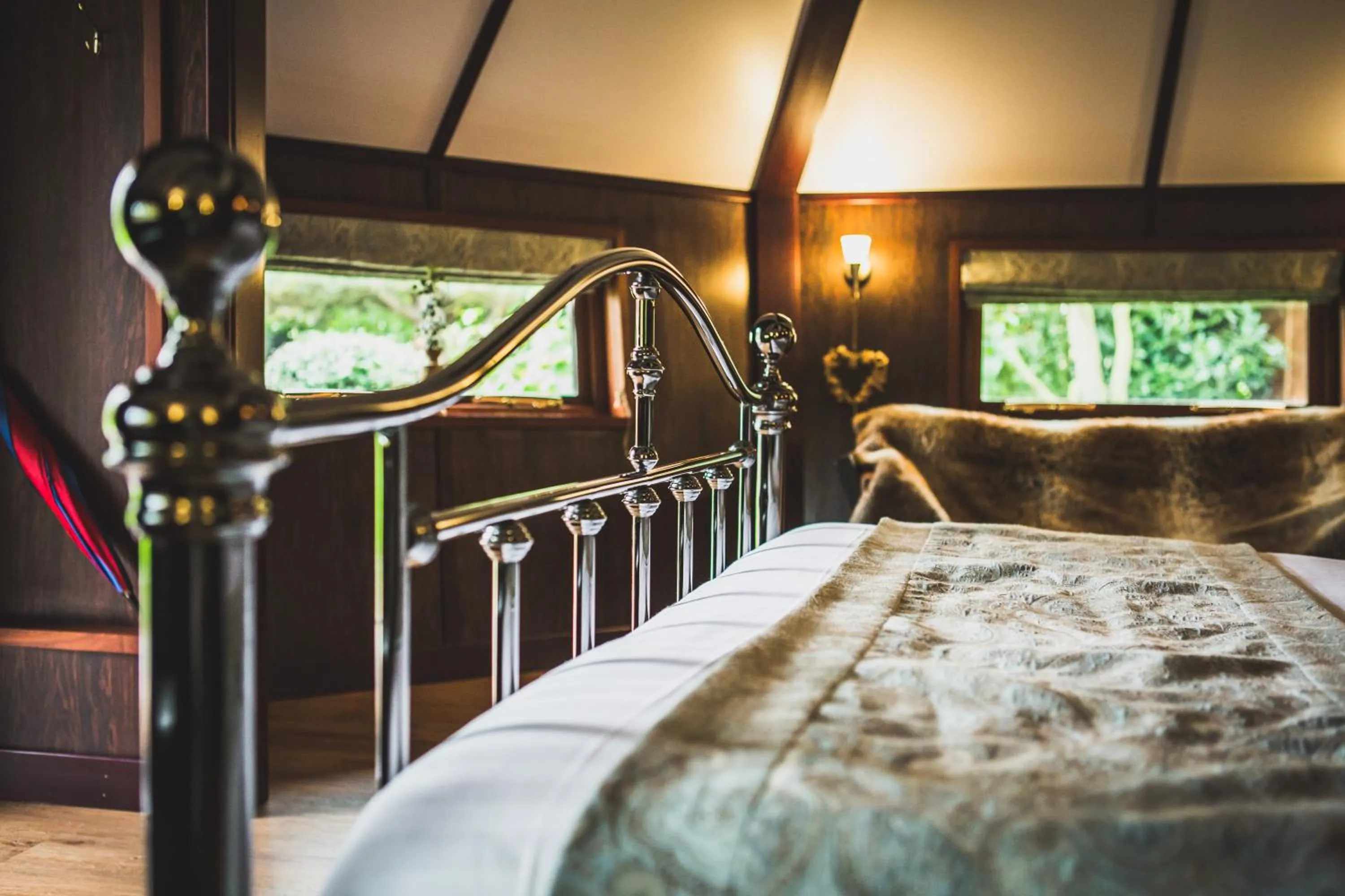 Bed in Burton Lodge Guest House & Spa