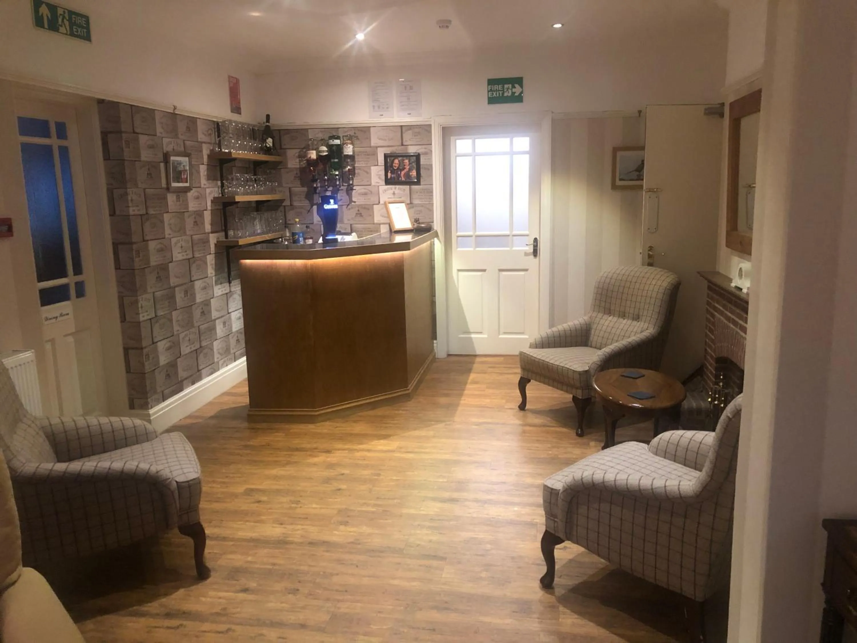 Lounge or bar in Burton Lodge Guest House & Spa