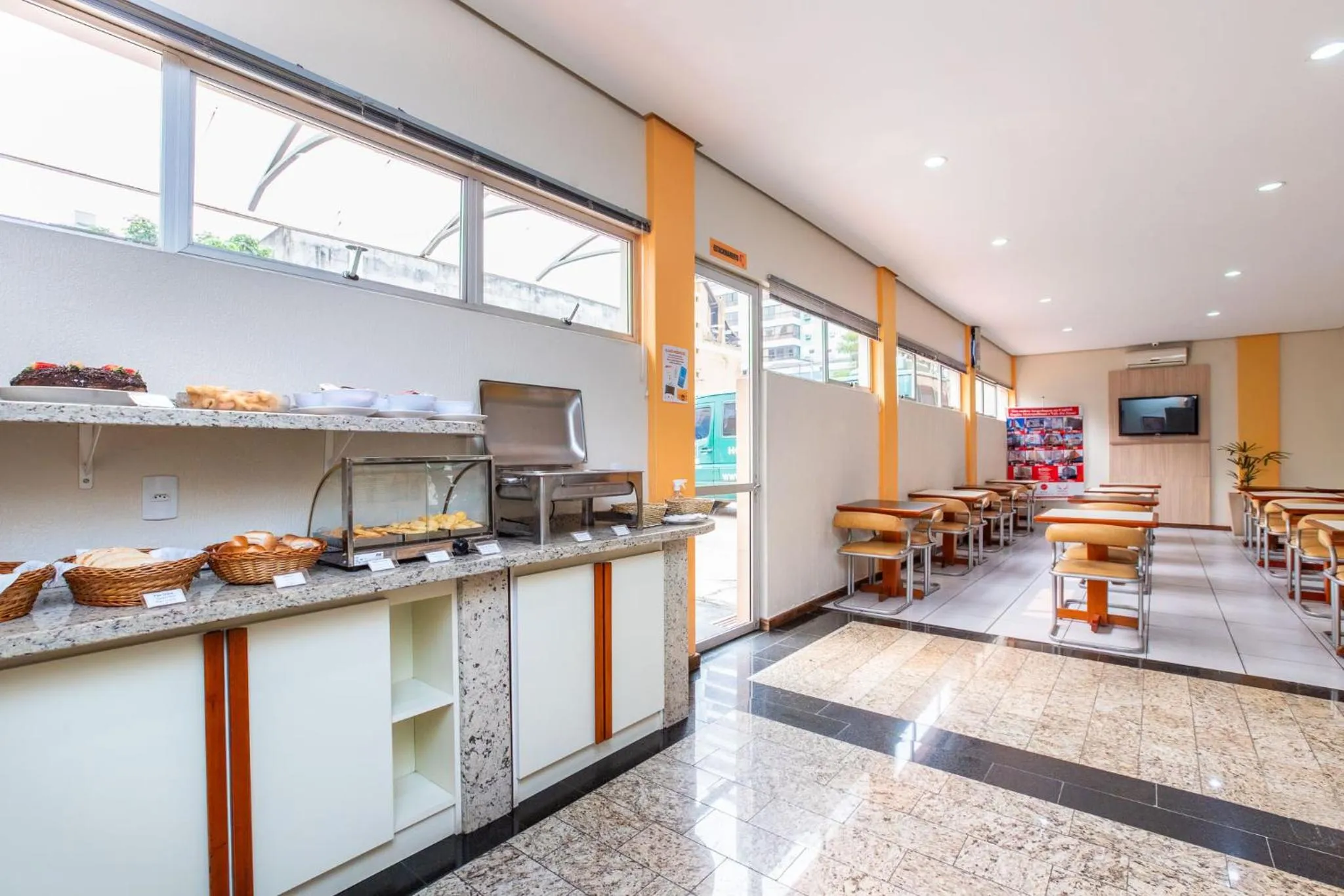 Breakfast in Hotel Express São Leopoldo