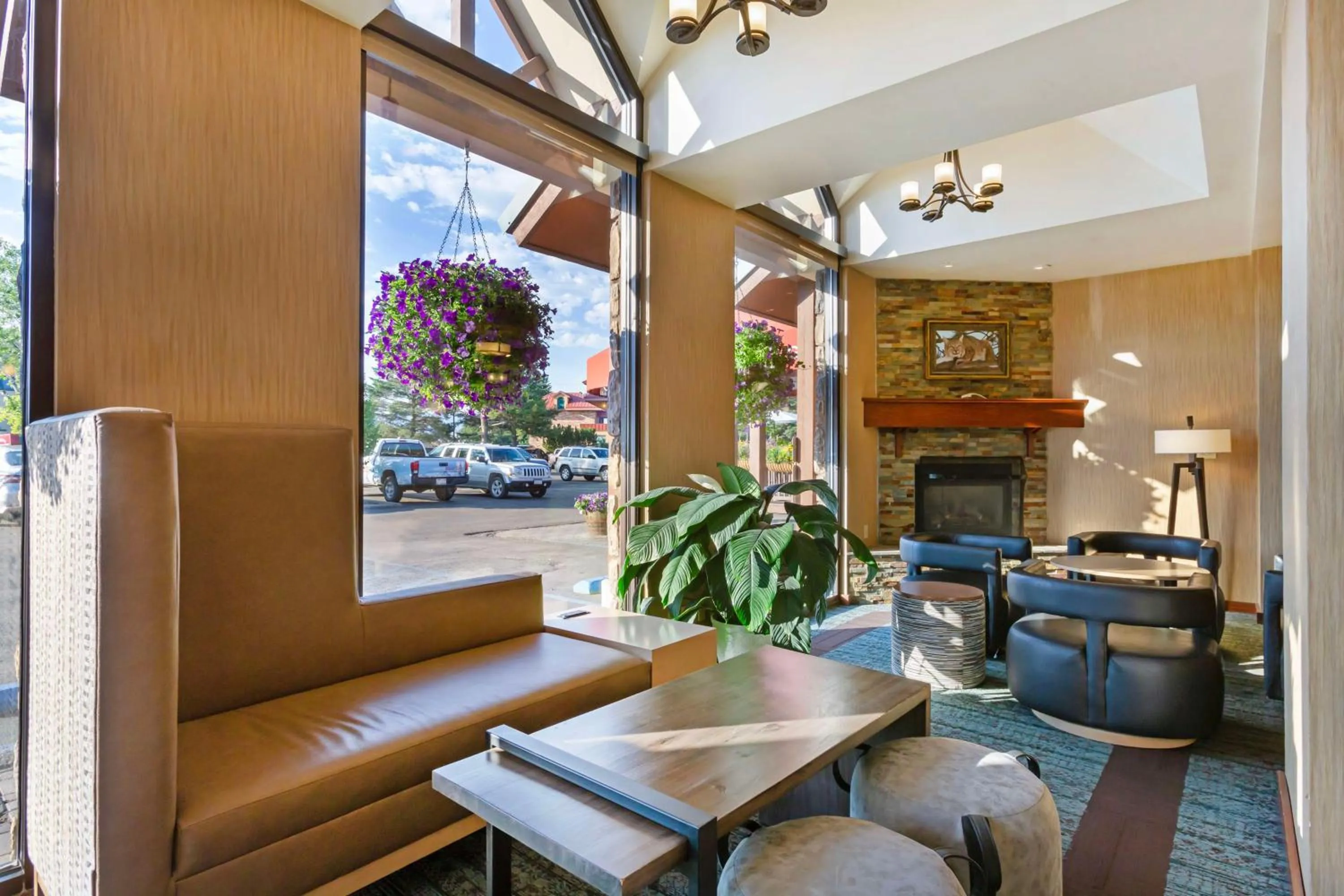 Lobby or reception in Best Western Plus GranTree Inn