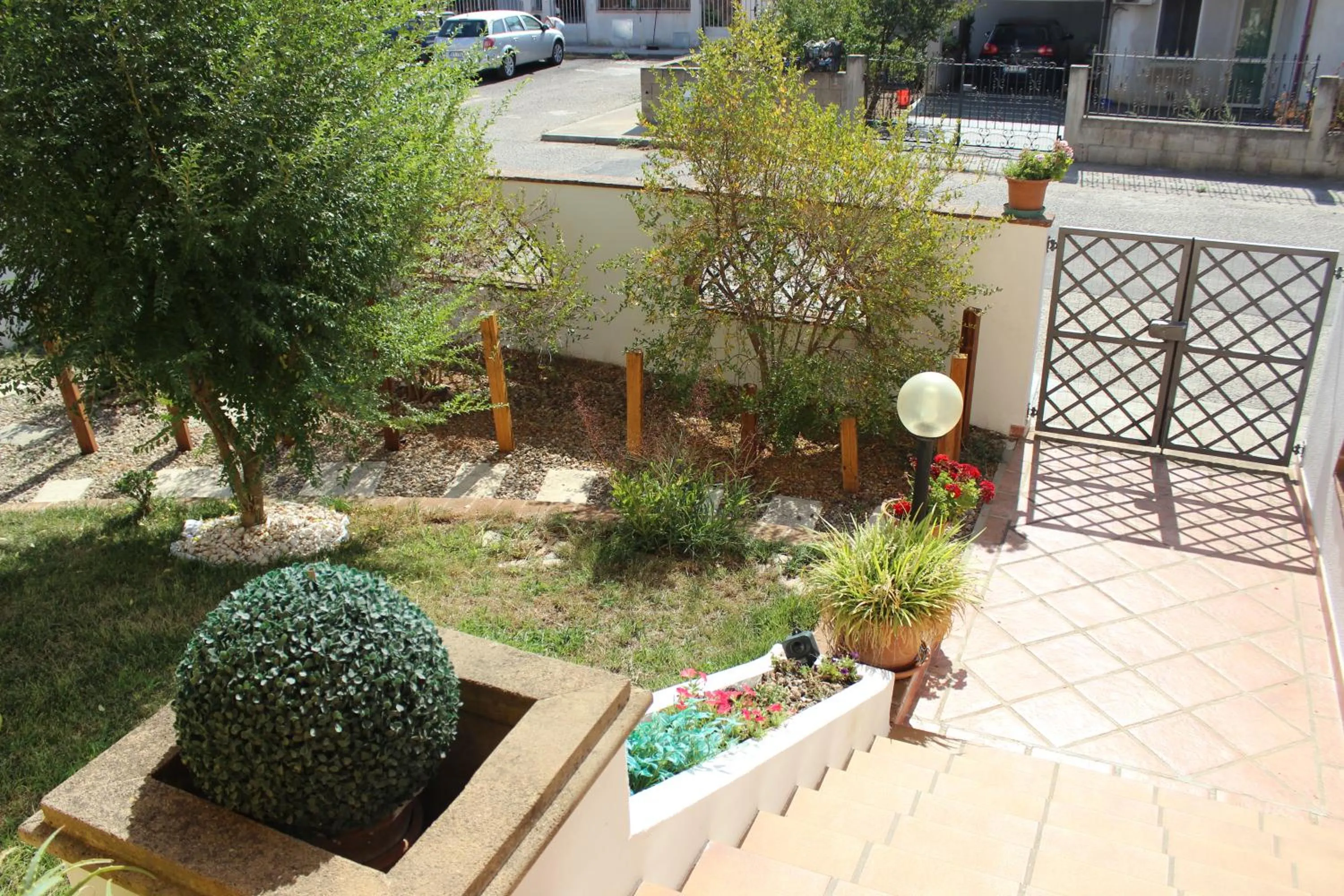 Garden in B&B S'arenada