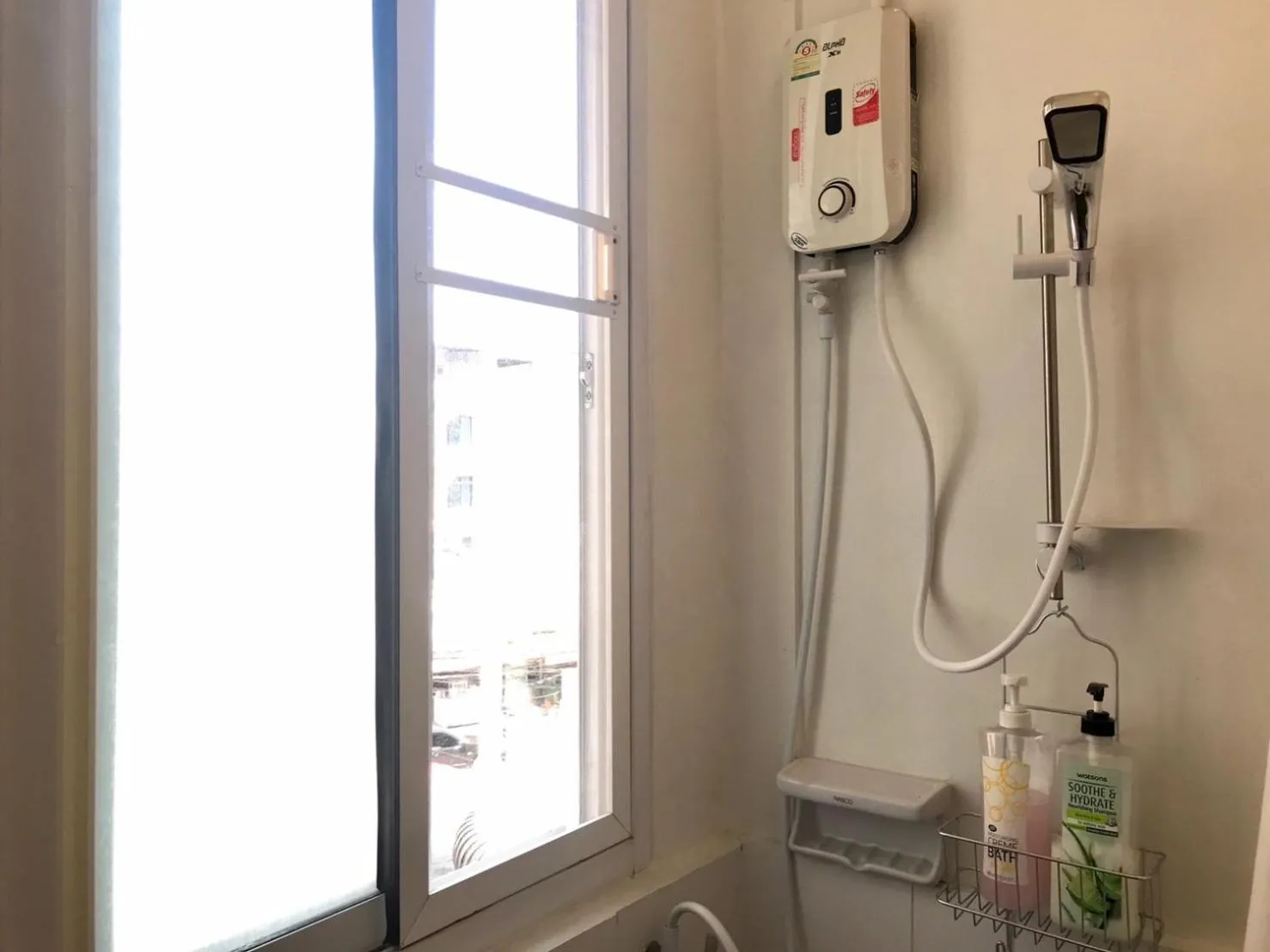 Bathroom in 12/14 HOME Studio