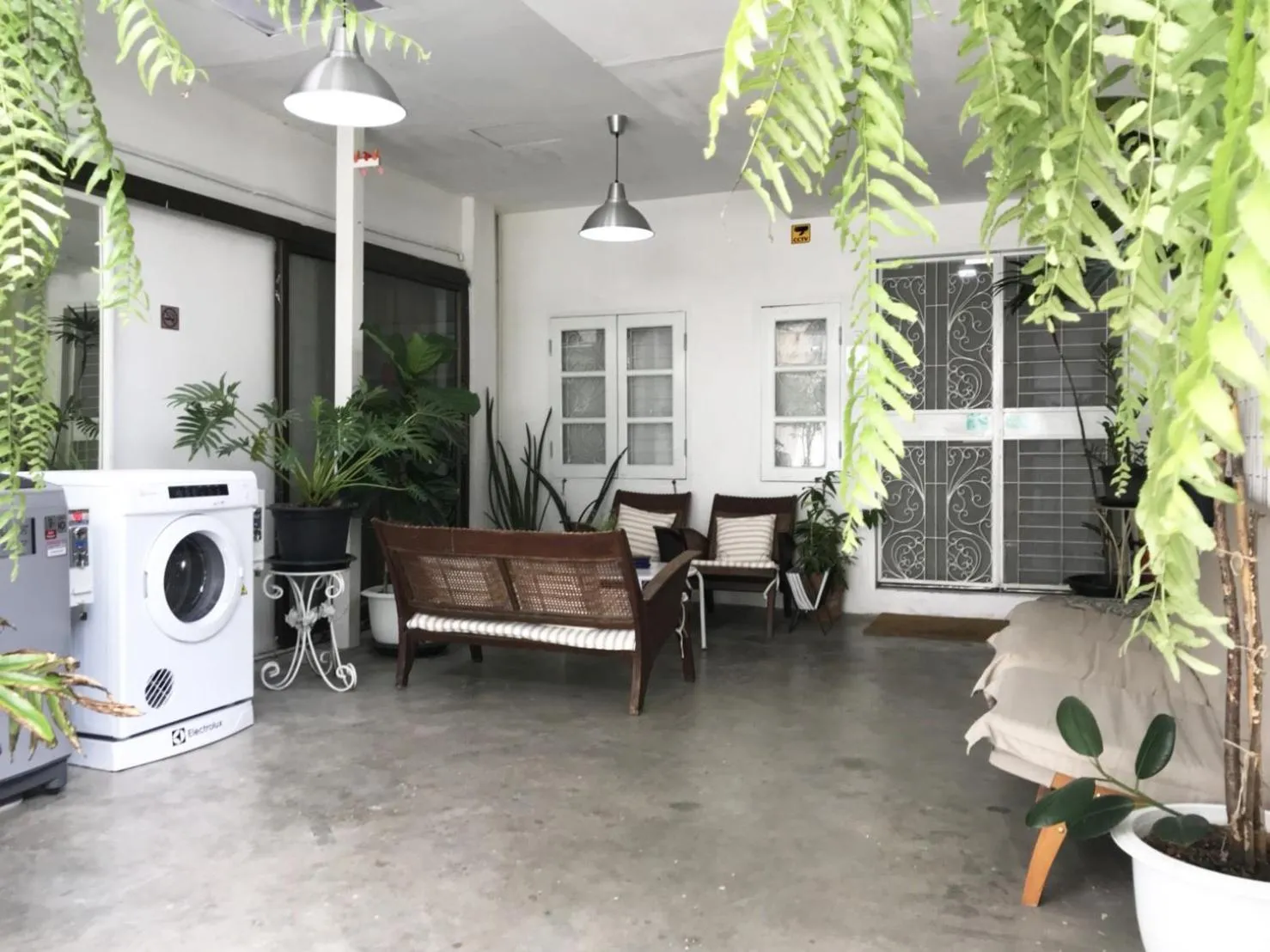 Day in 12/14 HOME Studio