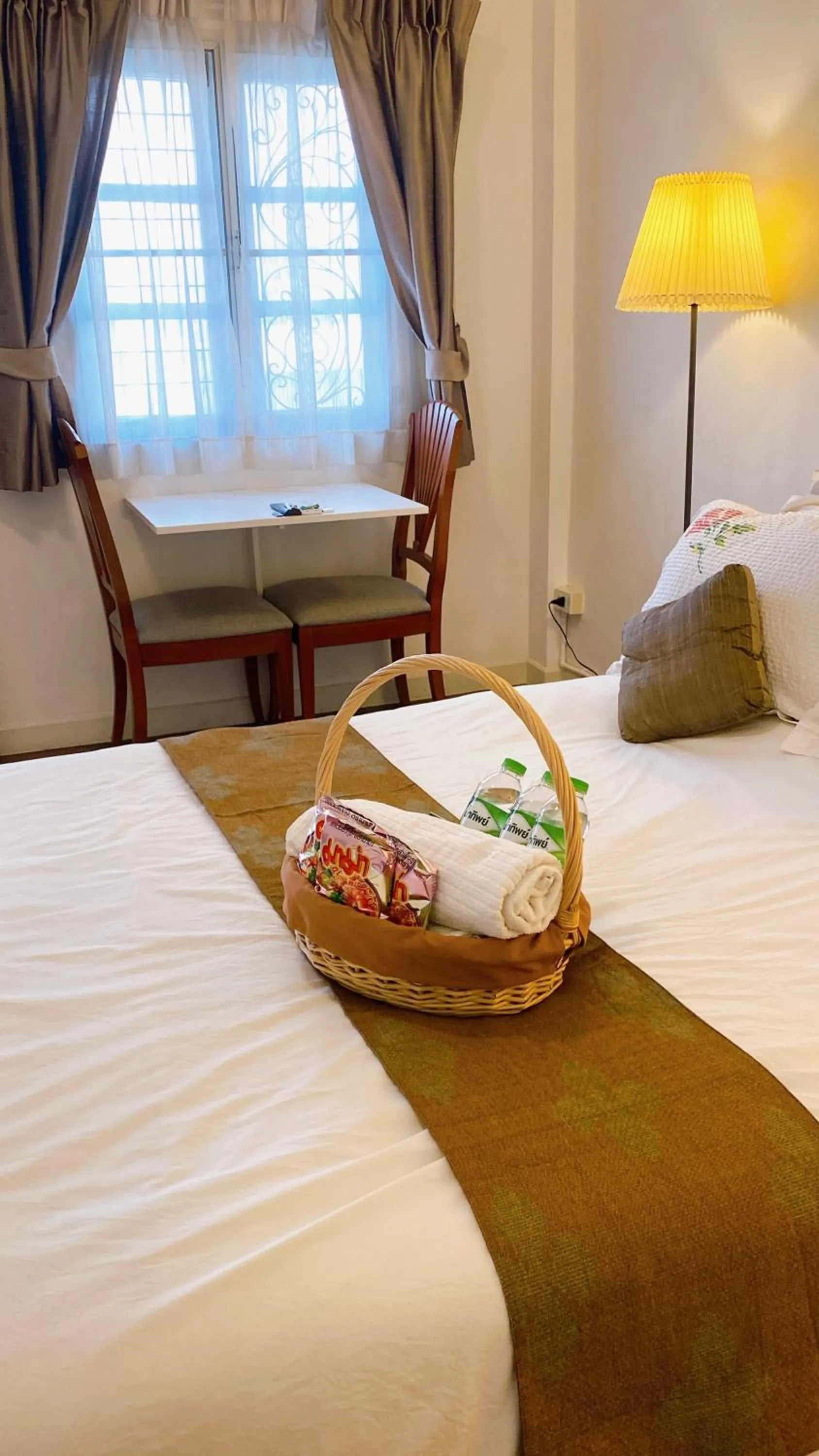 Bed in 12/14 HOME Studio