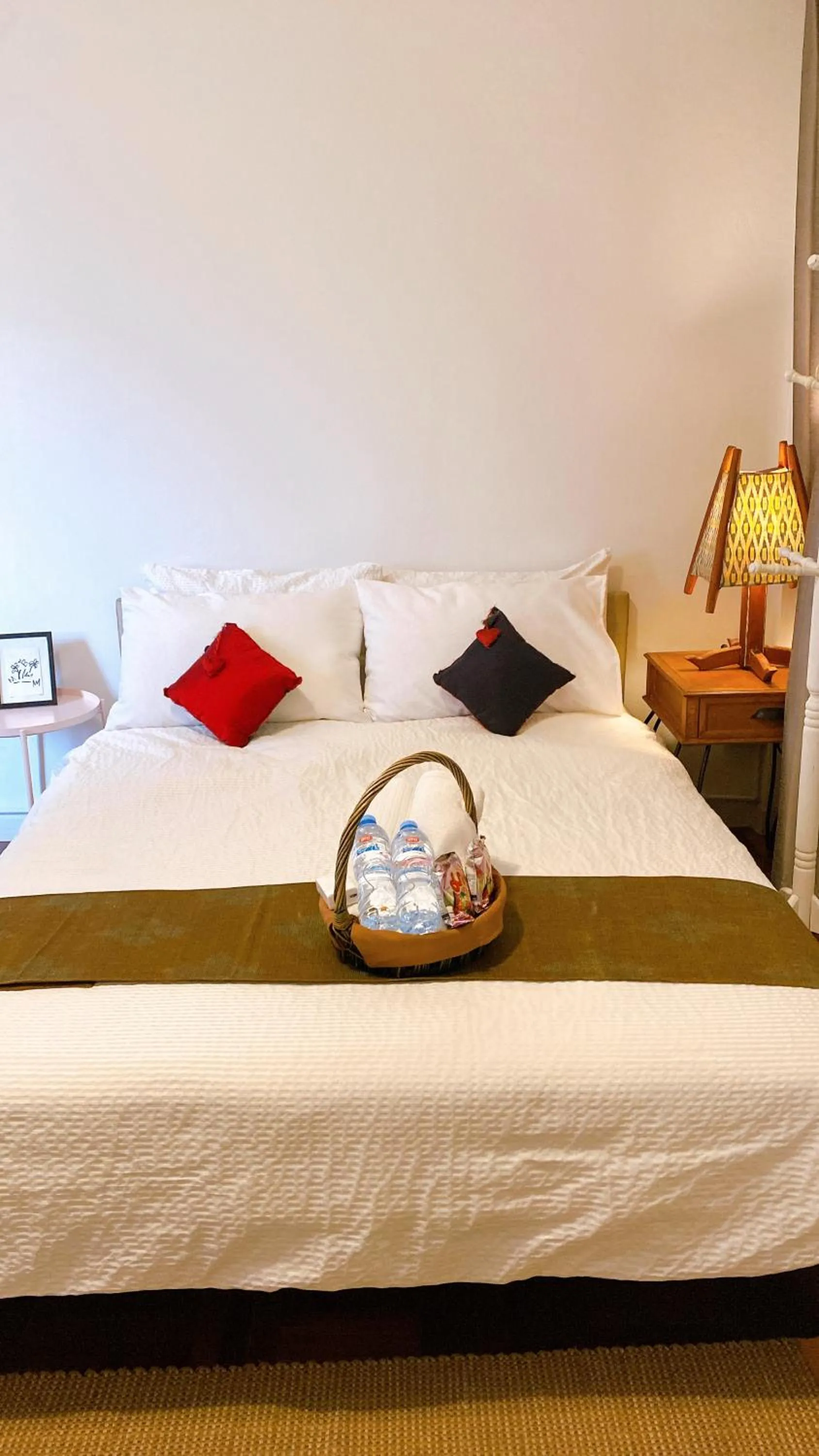 Bed in 12/14 HOME Studio