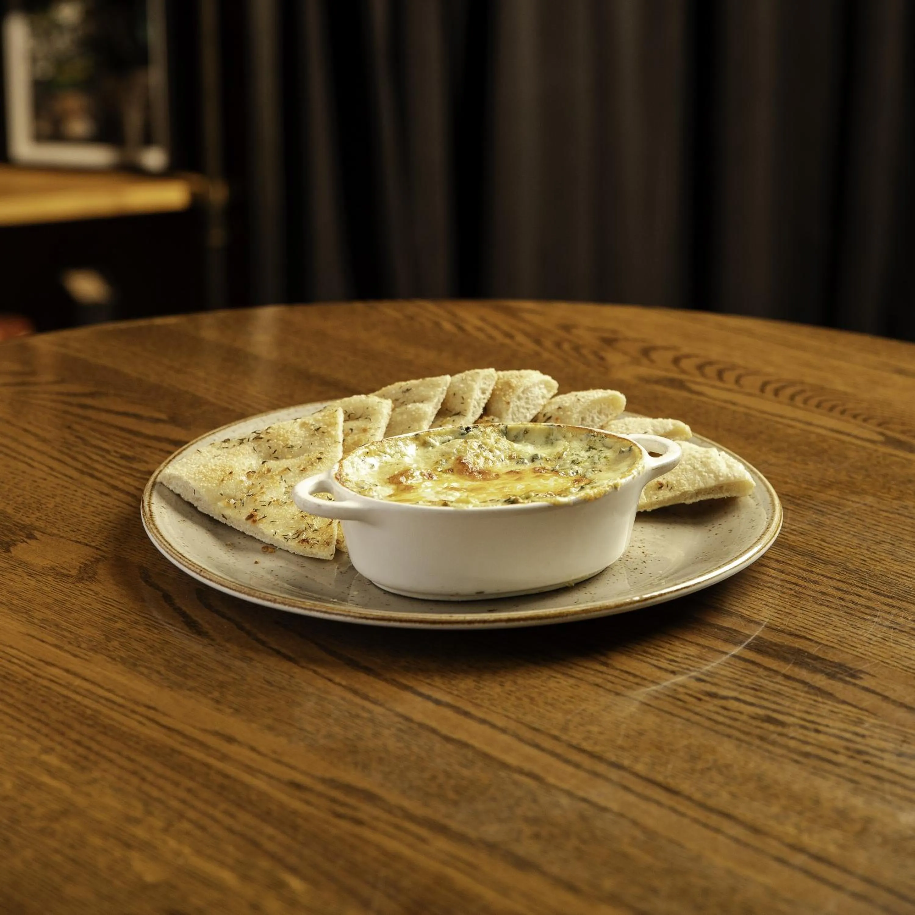 Restaurant/places to eat in The Atlas° Hotel