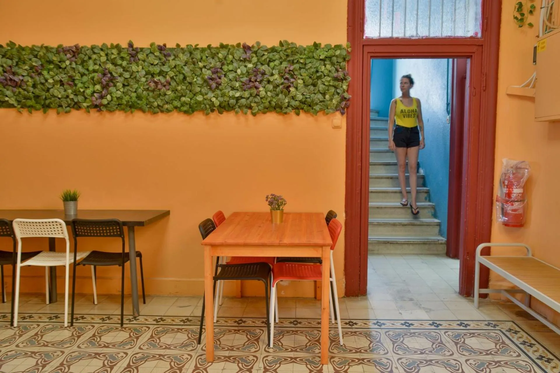 Roger's Hostel Tel Aviv (age 18-45)