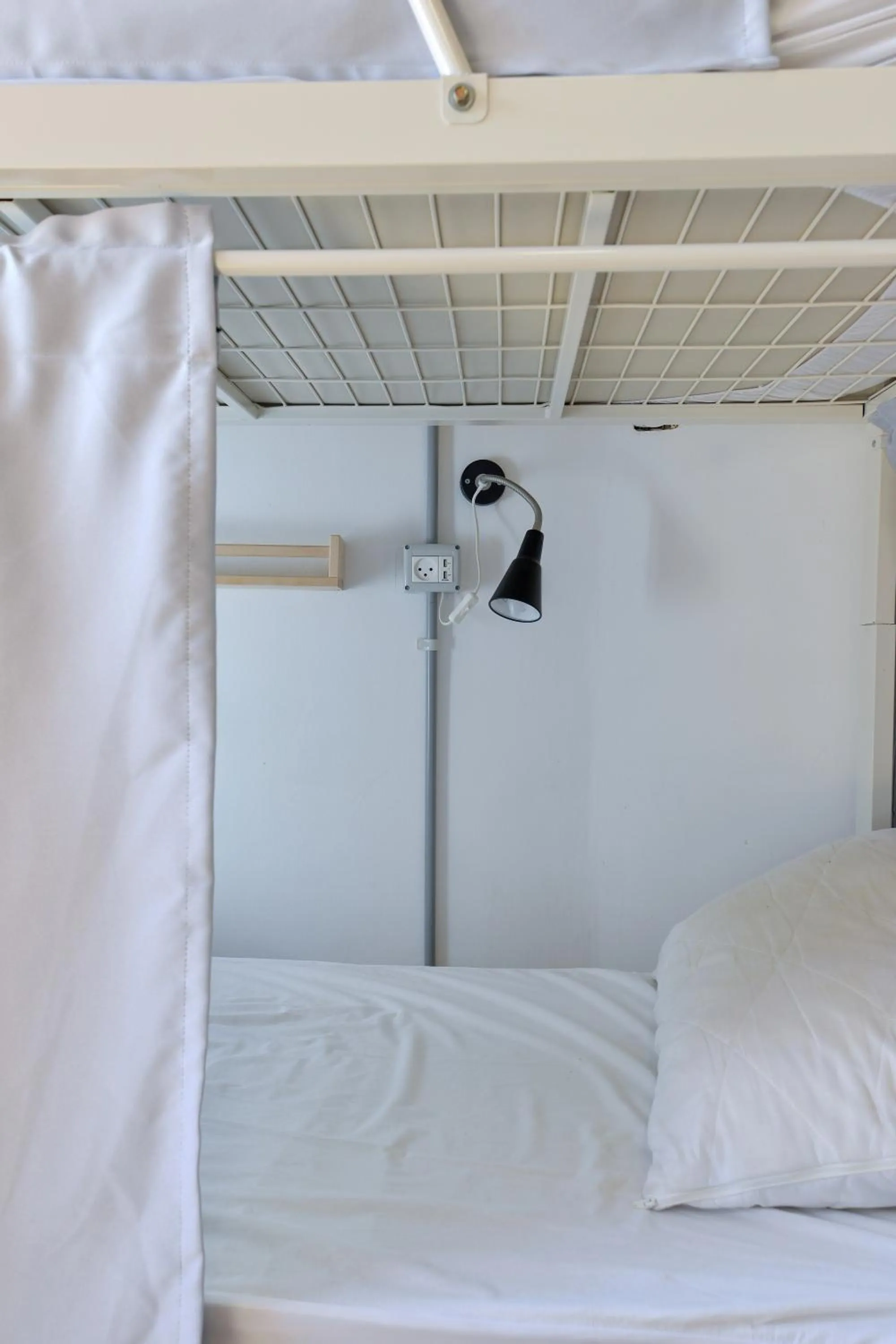 Bed in Roger's Hostel Tel Aviv (age 18-45)