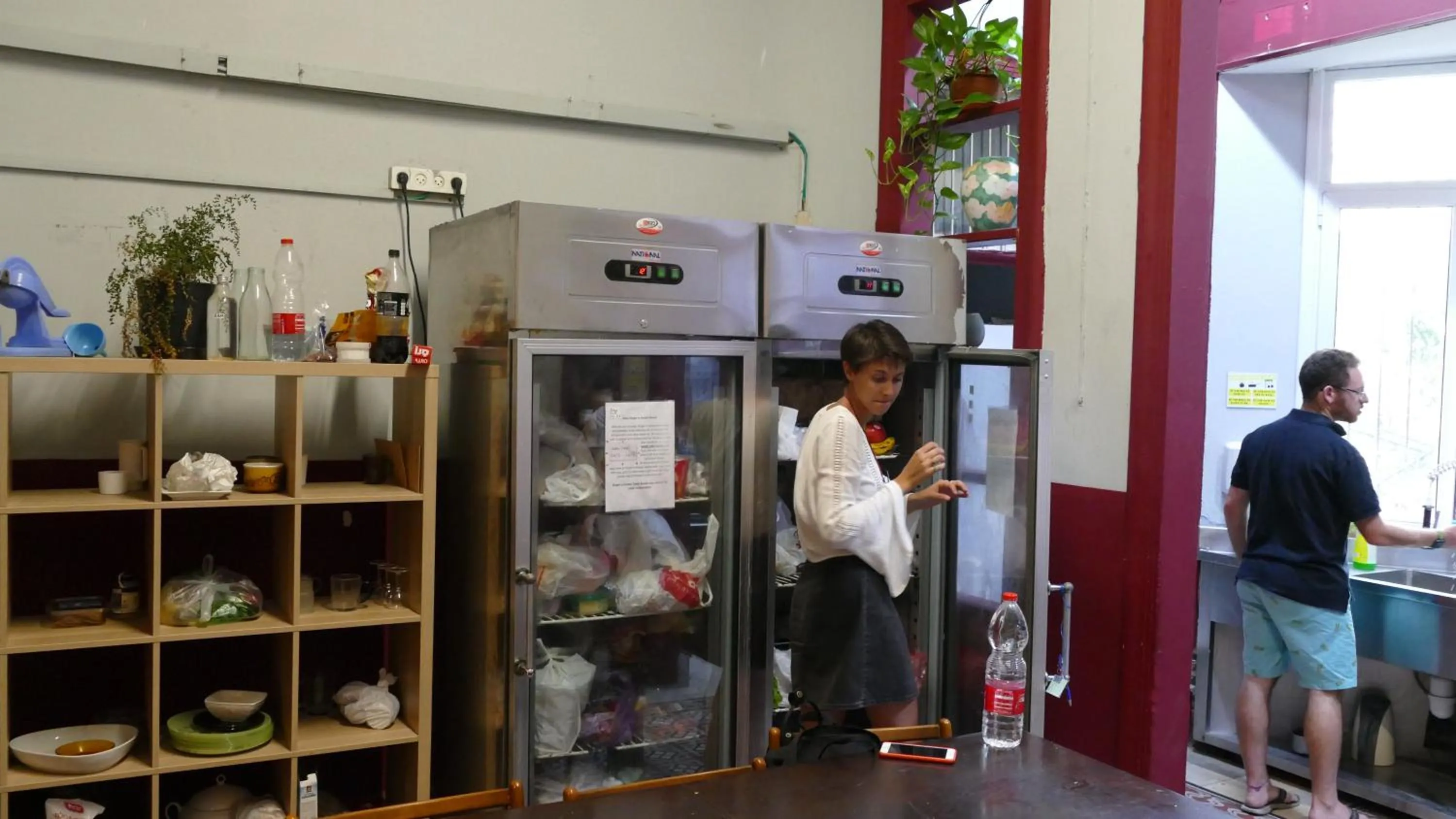 Roger's Hostel Tel Aviv (age 18-45)