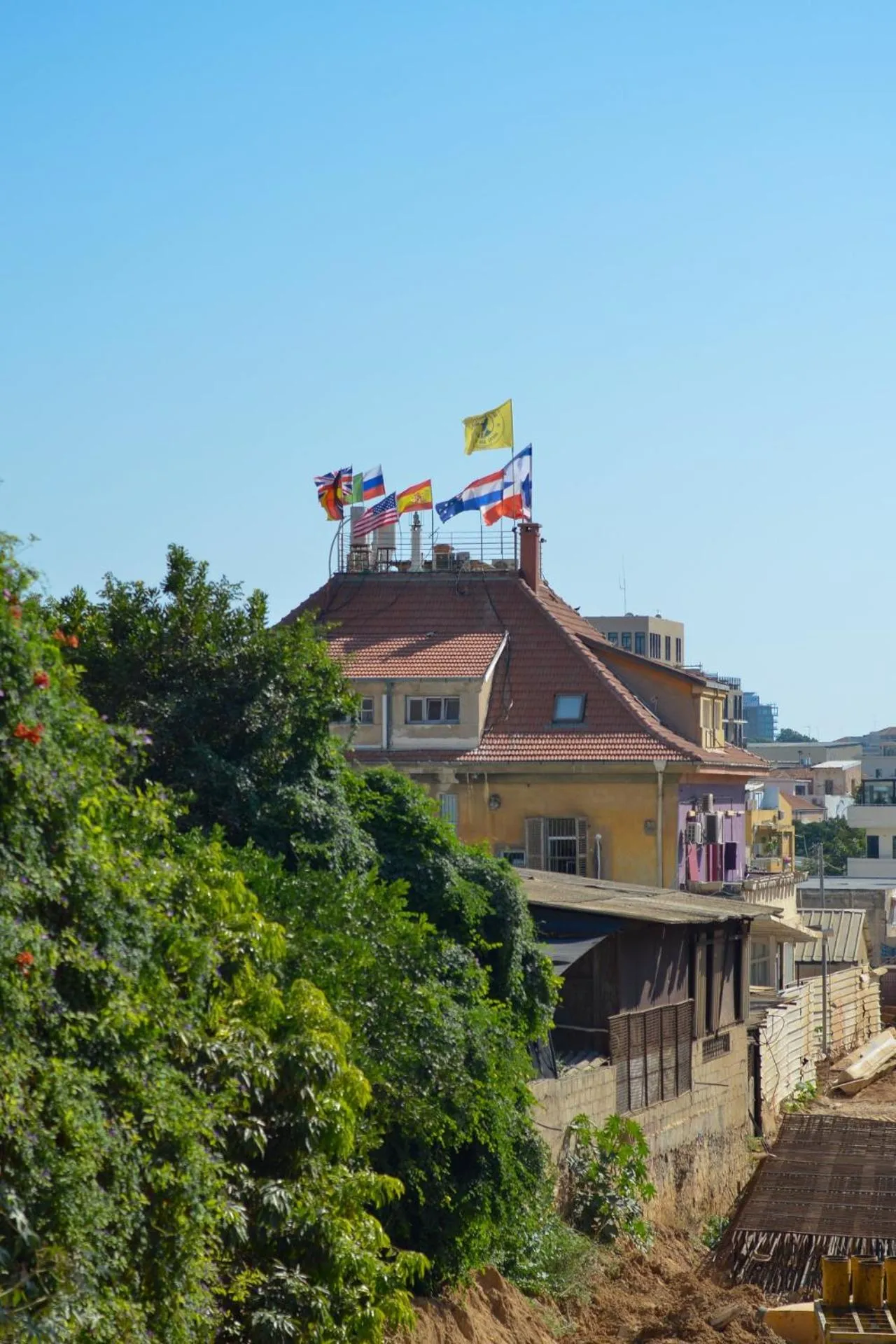 Roger's Hostel Tel Aviv (age 18-45)
