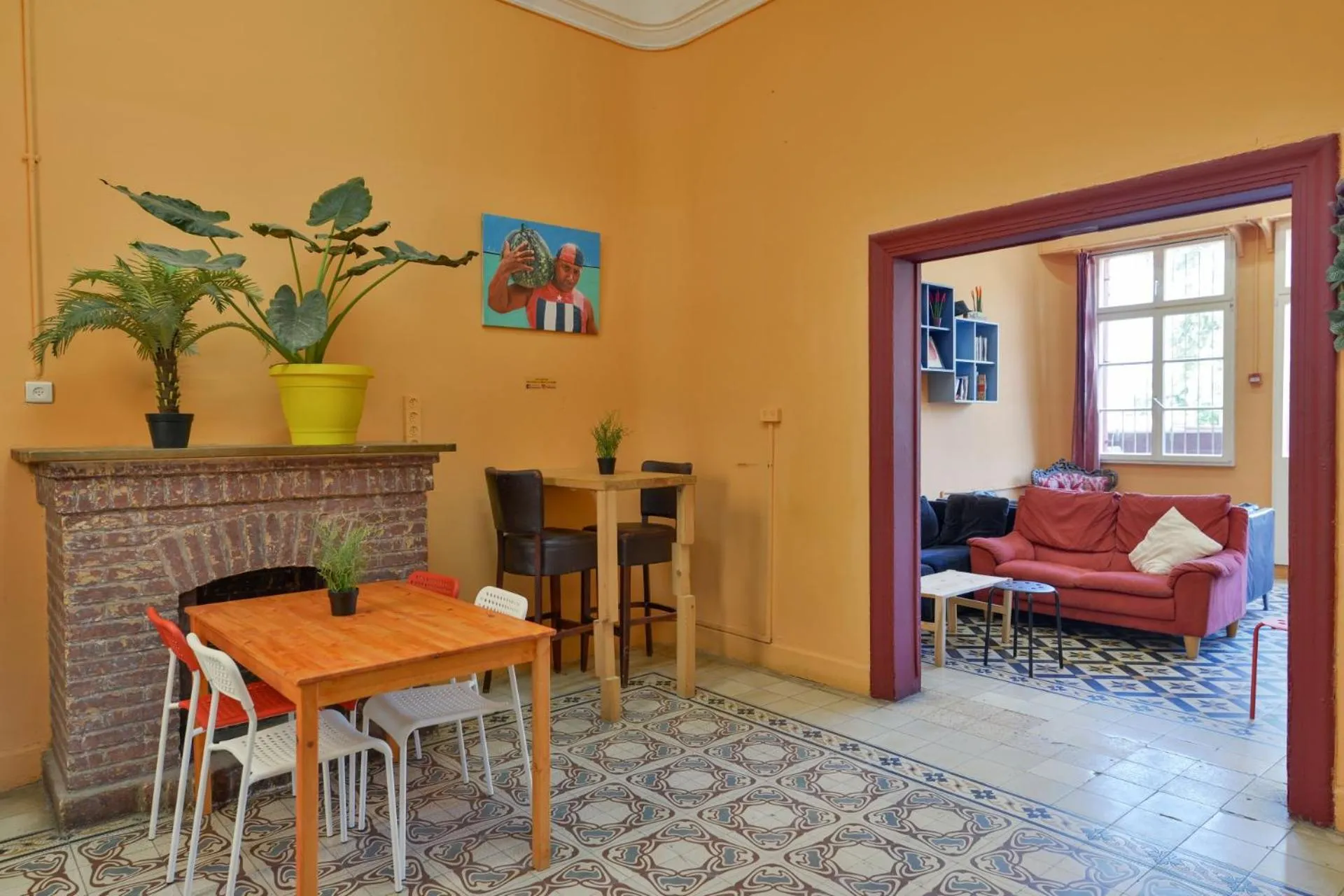 Roger's Hostel Tel Aviv (age 18-45)