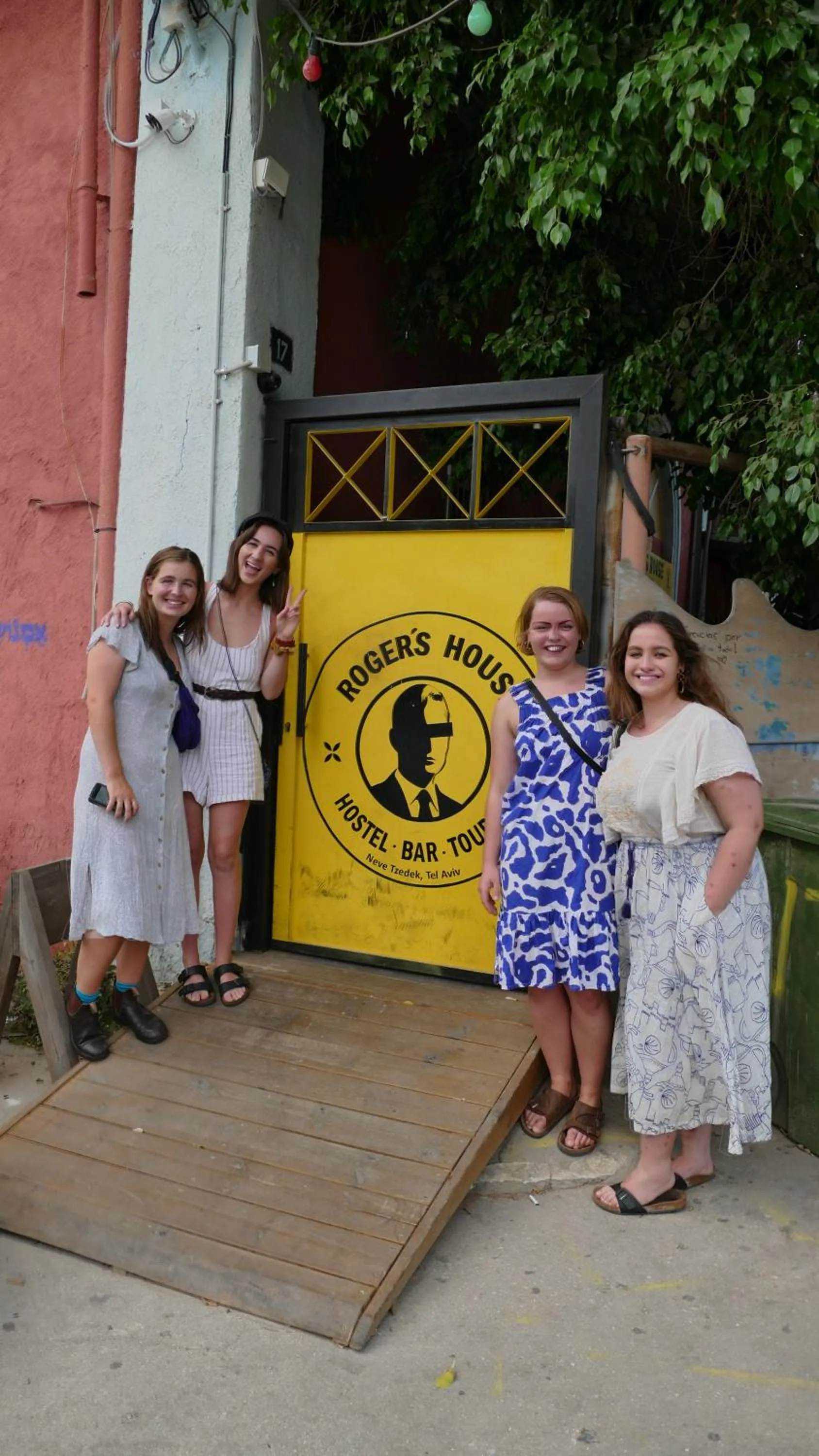 Roger's Hostel Tel Aviv (age 18-45)