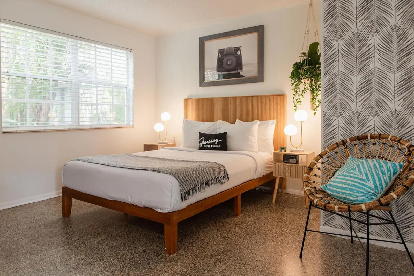 Bed in Seaspray Surf Lodge