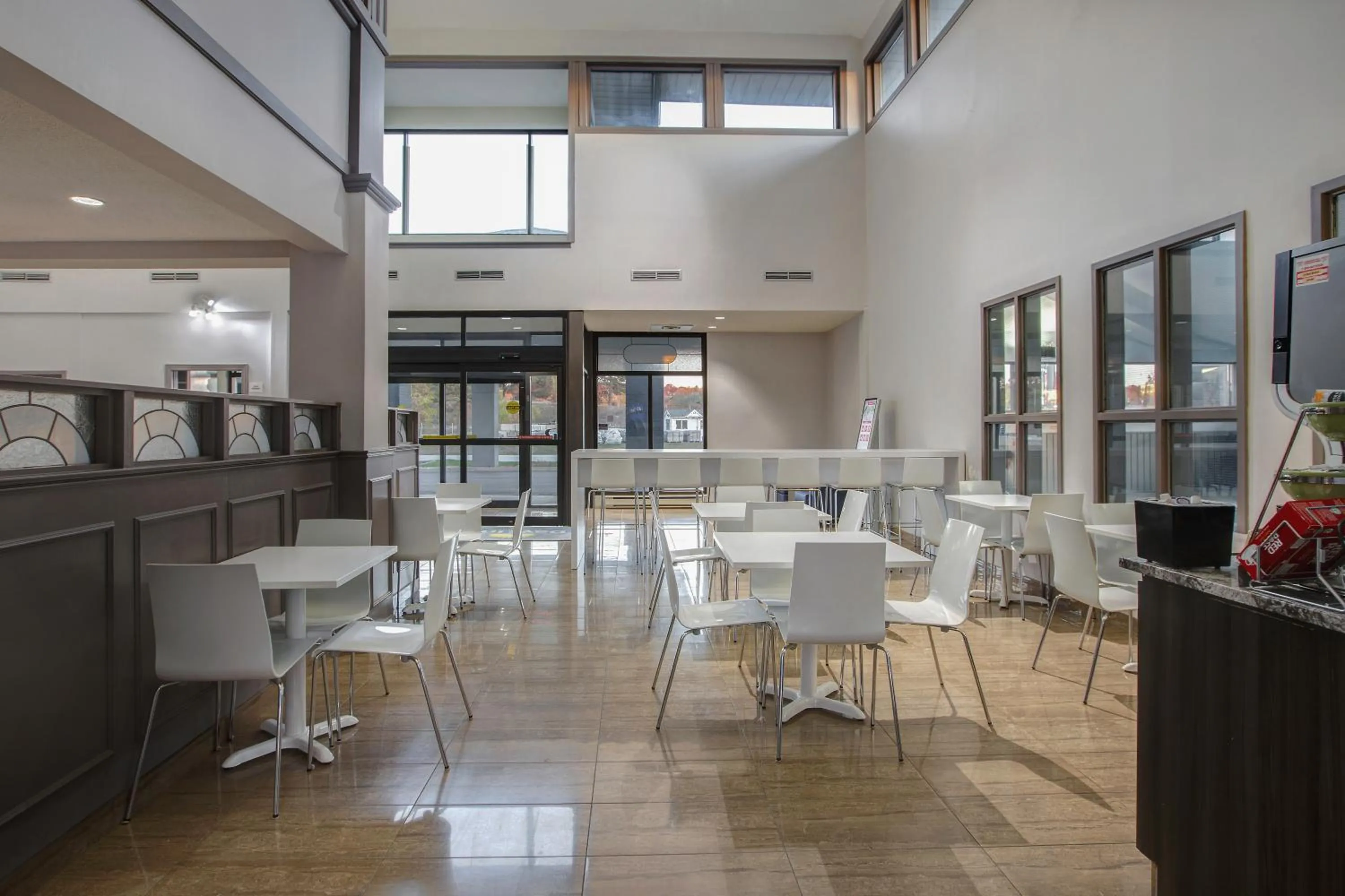 Breakfast in Days Inn by Wyndham Barrie