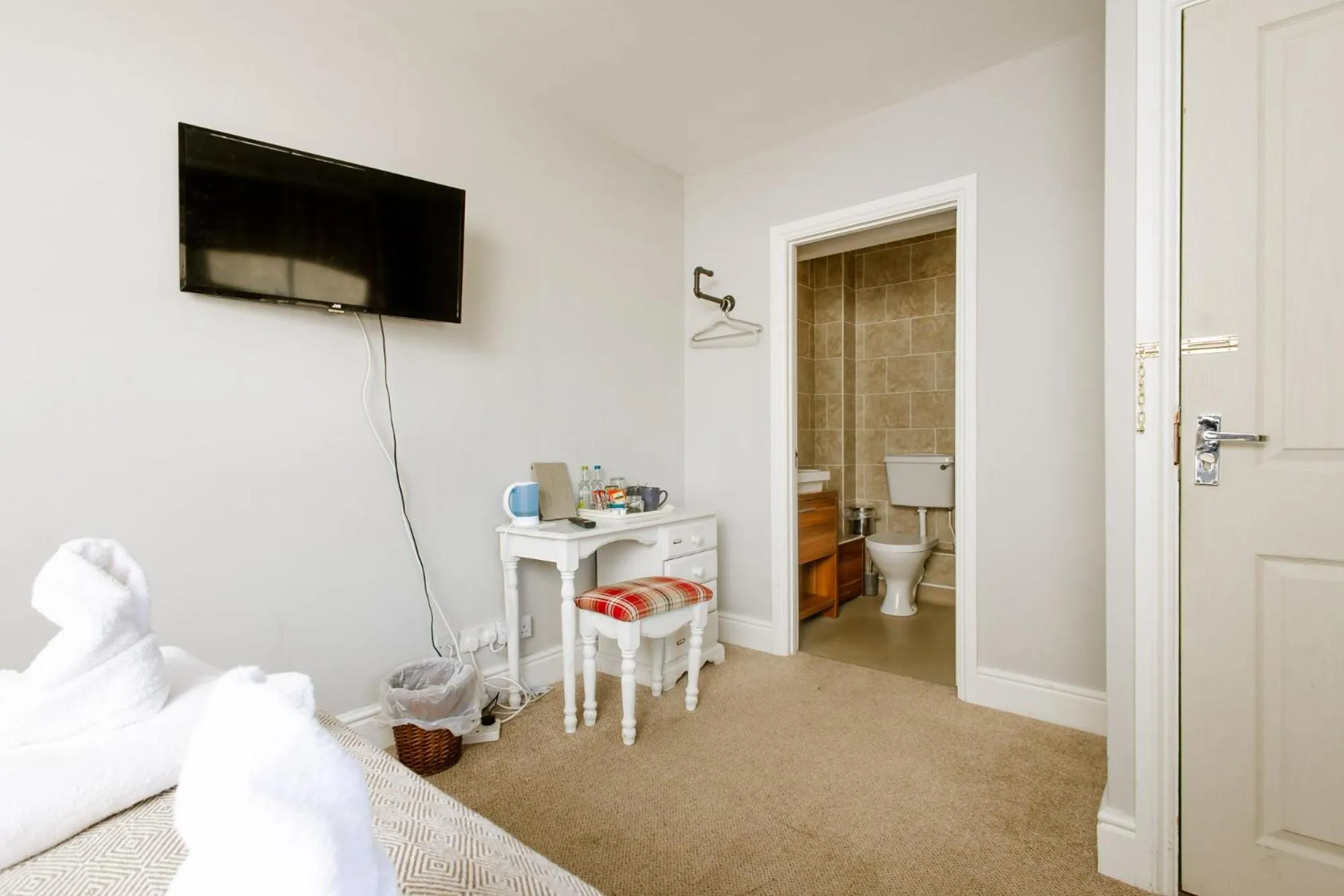 Bedroom, Bed in The Sun Inn At Hook Norton