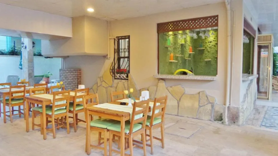 Kleopatra Carina Hotel