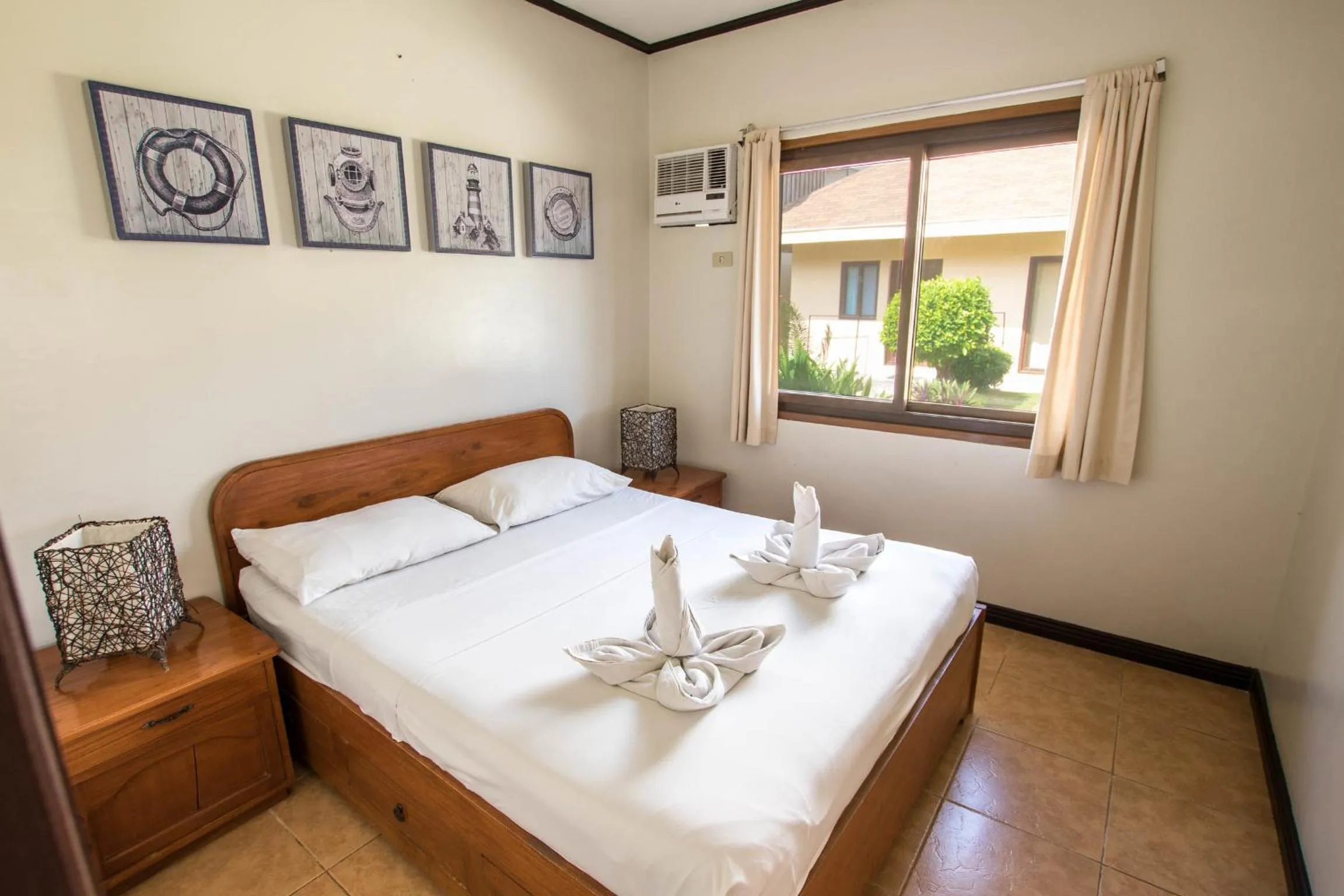 Day, Bed in Levantin Boracay