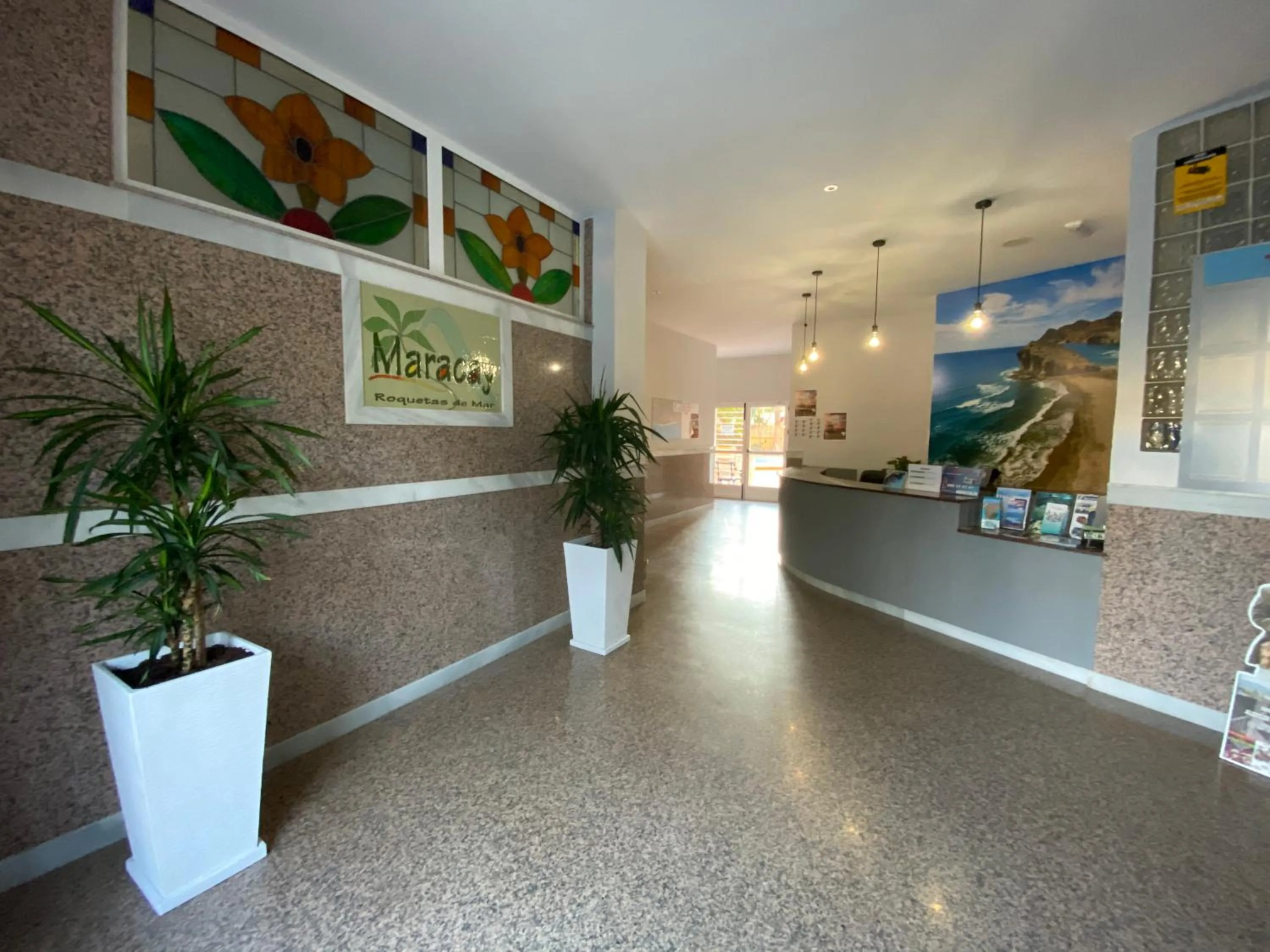 Facade/entrance in Apartamentos Maracay