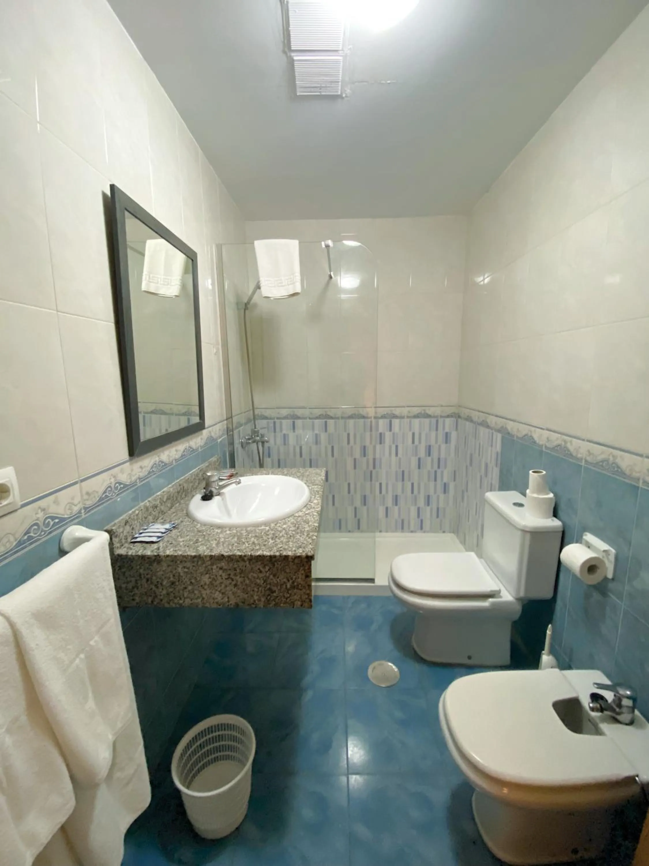 Bathroom in Apartamentos Maracay