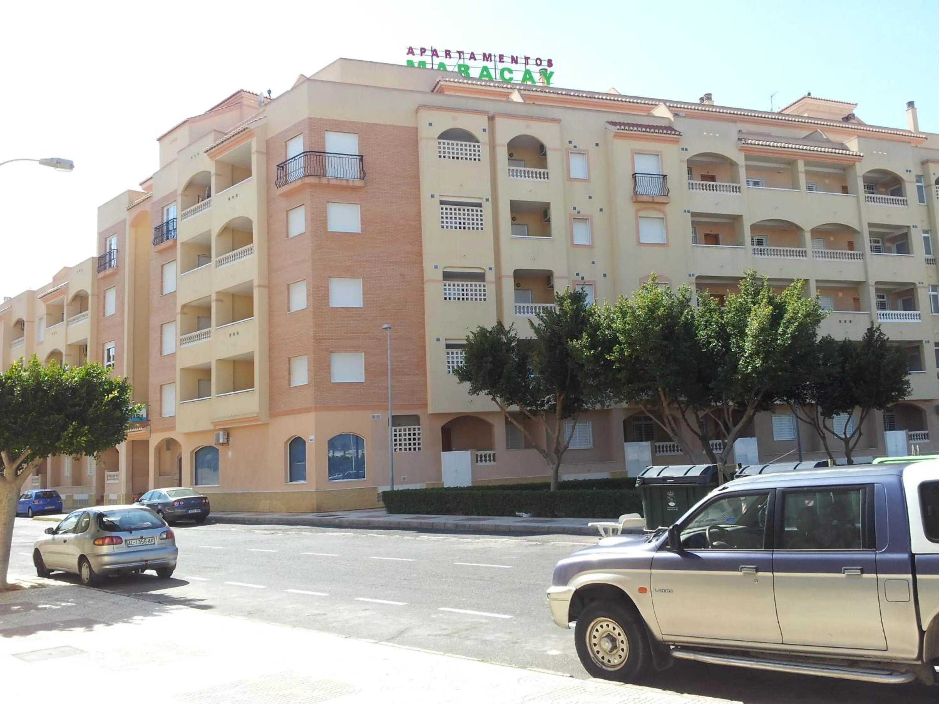Facade/entrance in Apartamentos Maracay