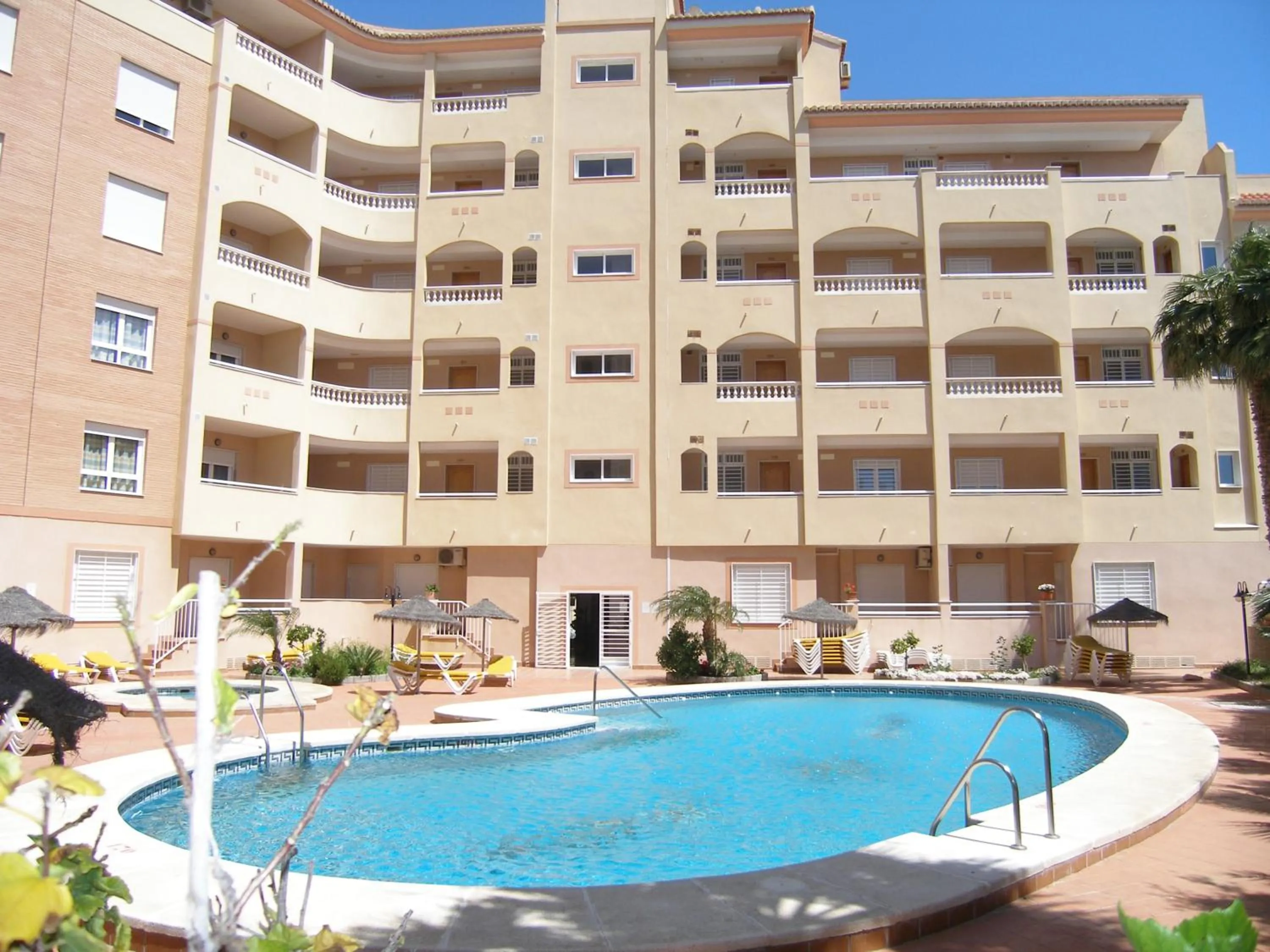  in Apartamentos Maracay