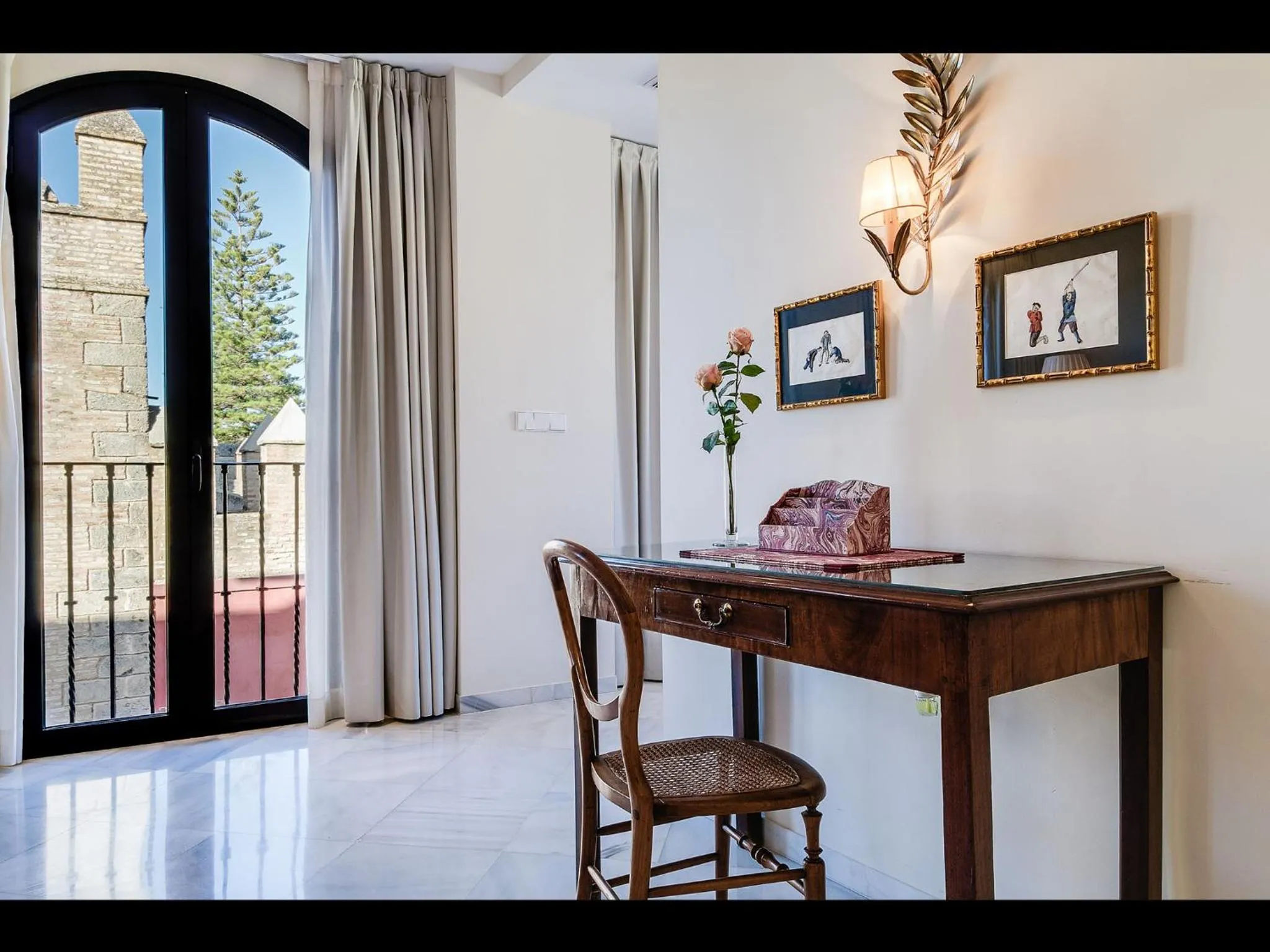 Balcony/Terrace in Suites Murillo Alcázar