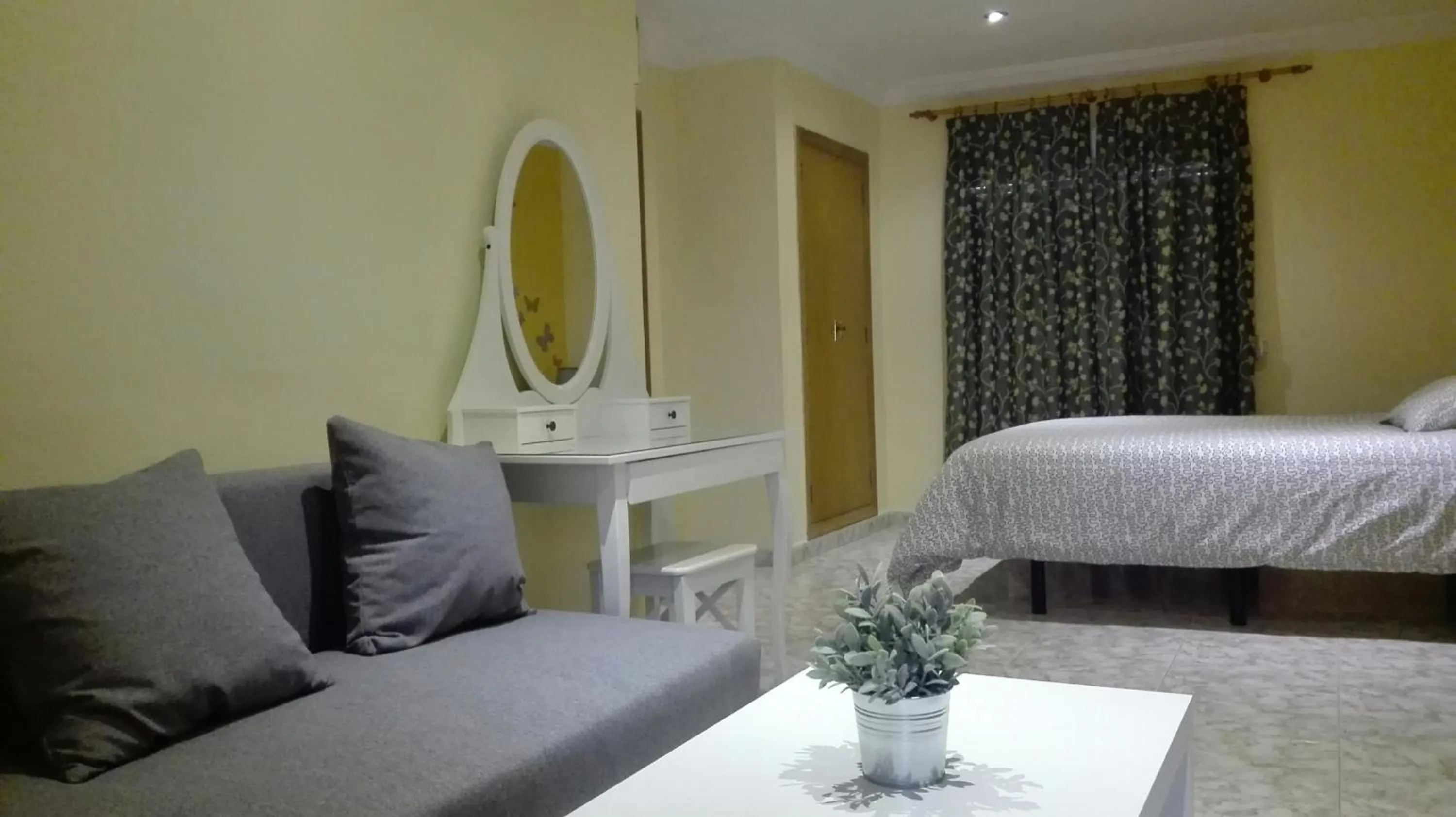 Photo of the whole room, Bed in Hostal Andrés