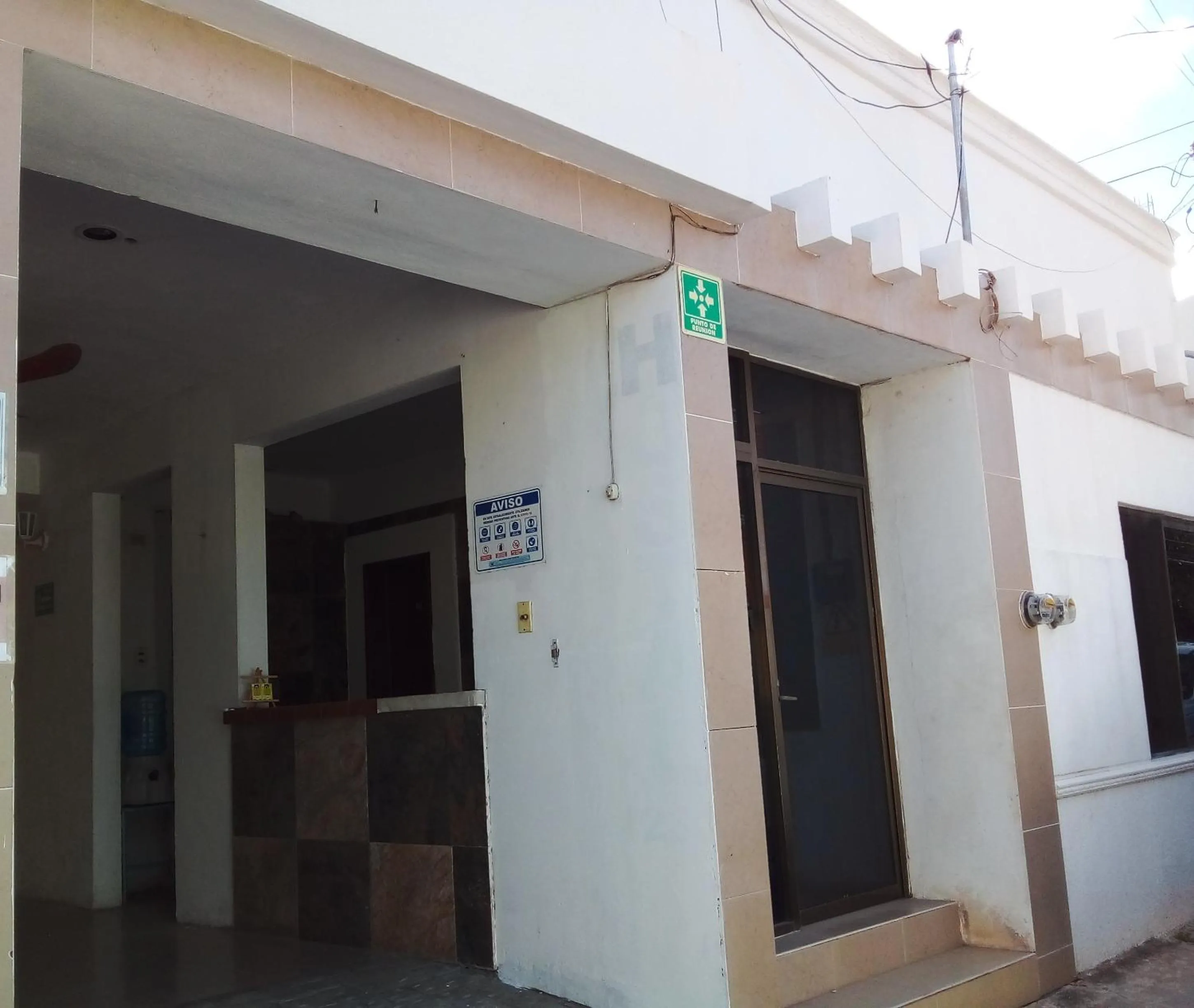 Property building in Hotel & Hostal 230