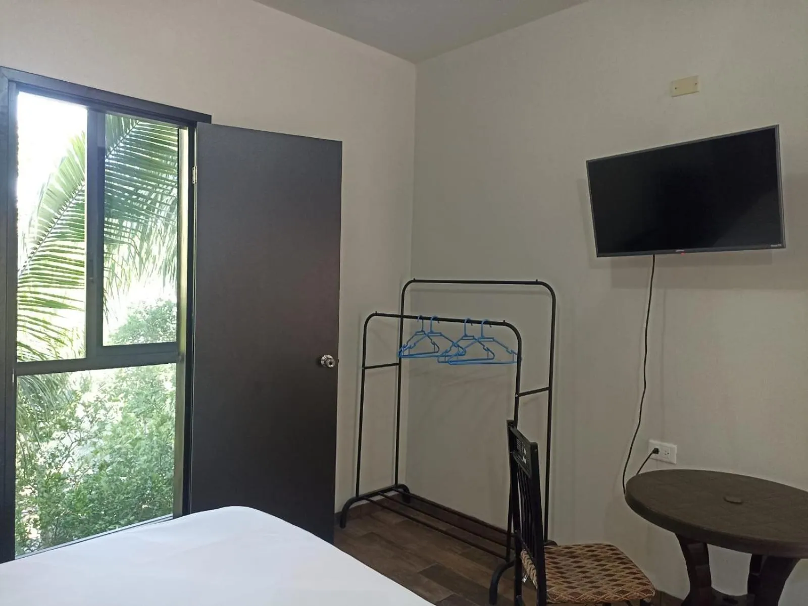 TV and multimedia, Bed in Hotel & Hostal 230