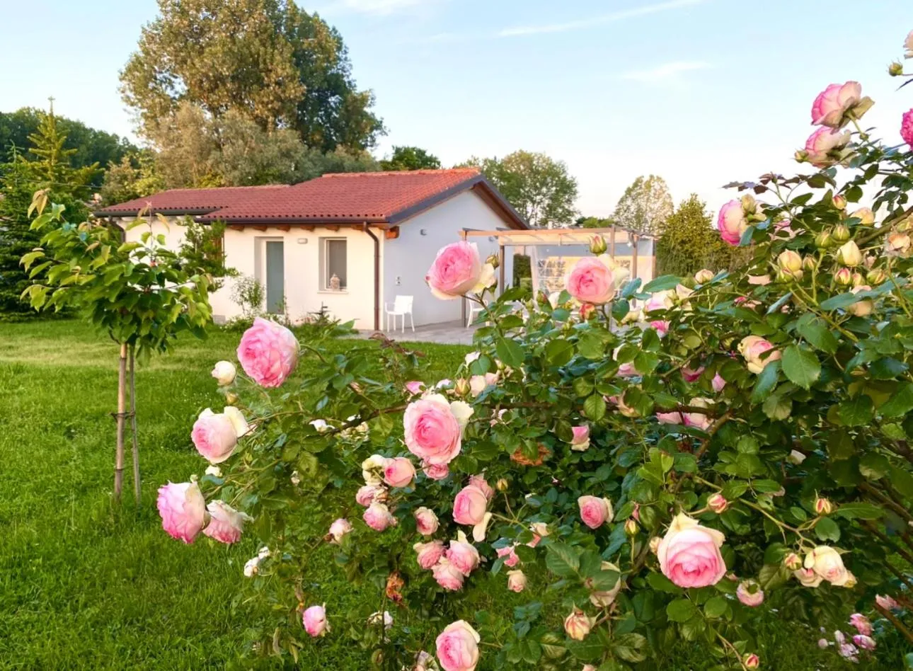 Property building in Pool & Garden Villa Lelia