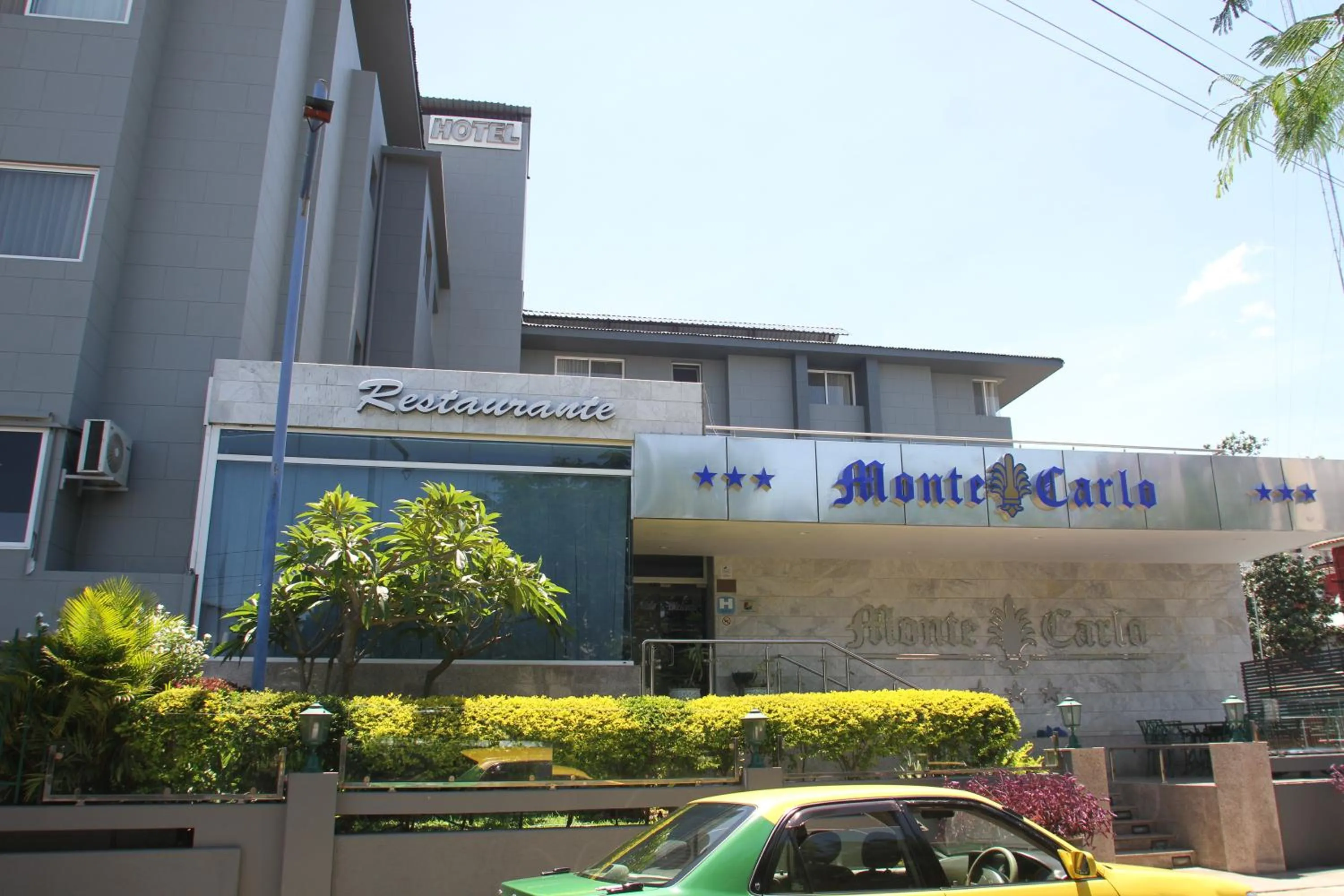 Property building in Hotel Monte Carlo