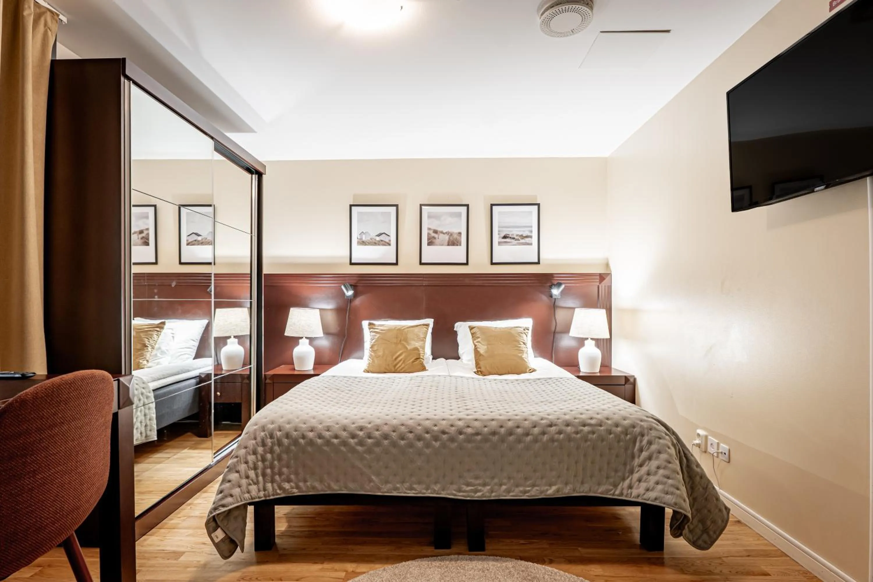 Bed in Solna Park & Hotel