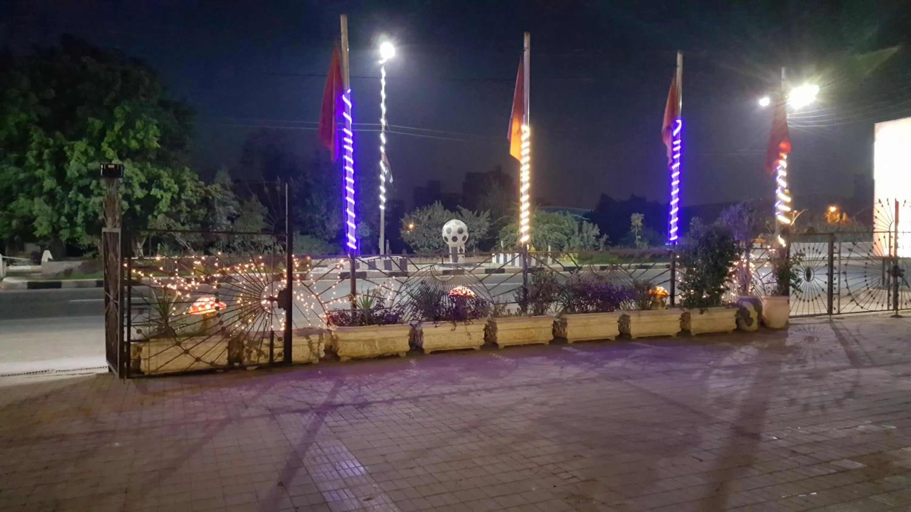 Night in High way Hotel